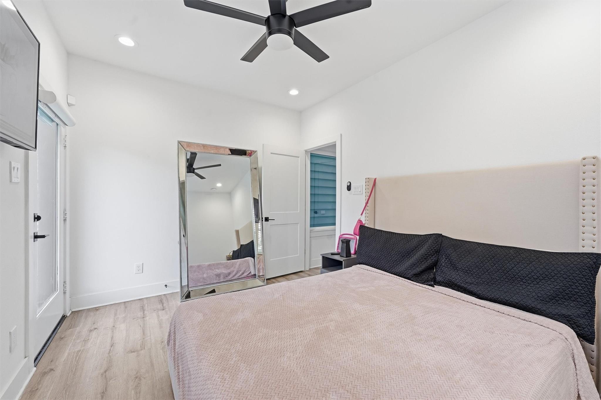 2404 Hadley # C