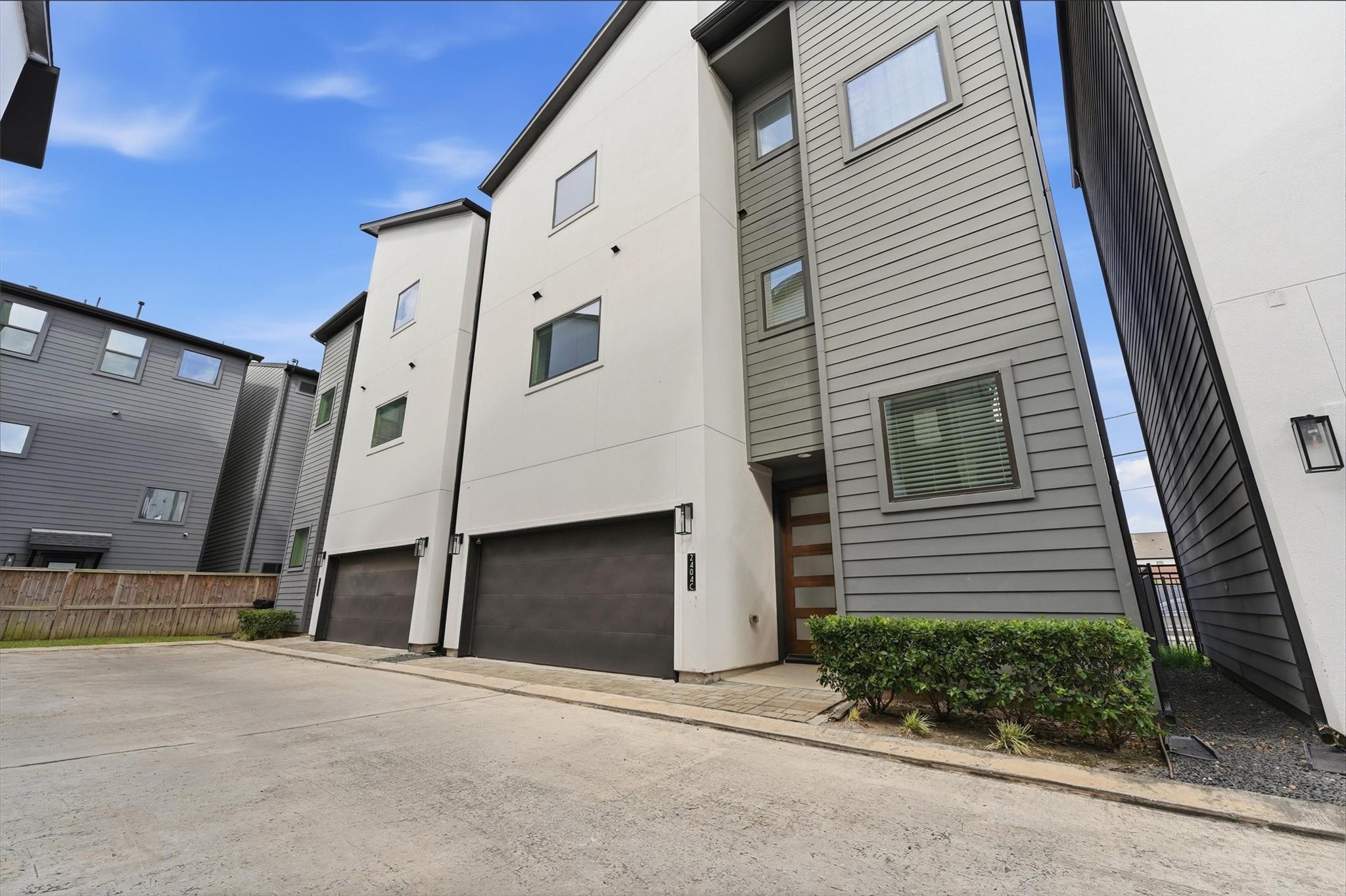 2404 Hadley # C