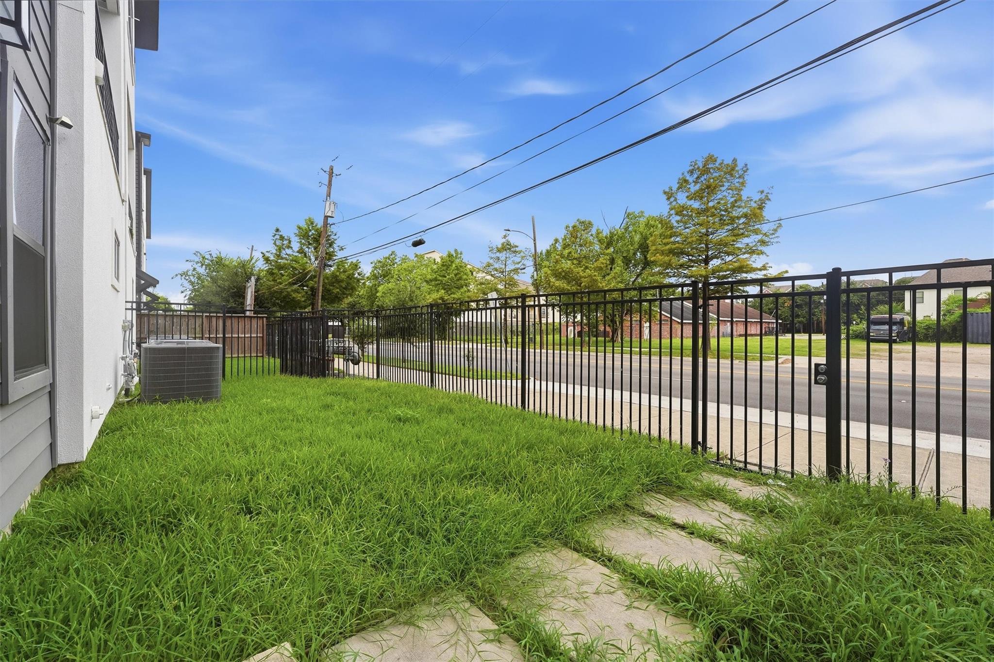 2404 Hadley # C