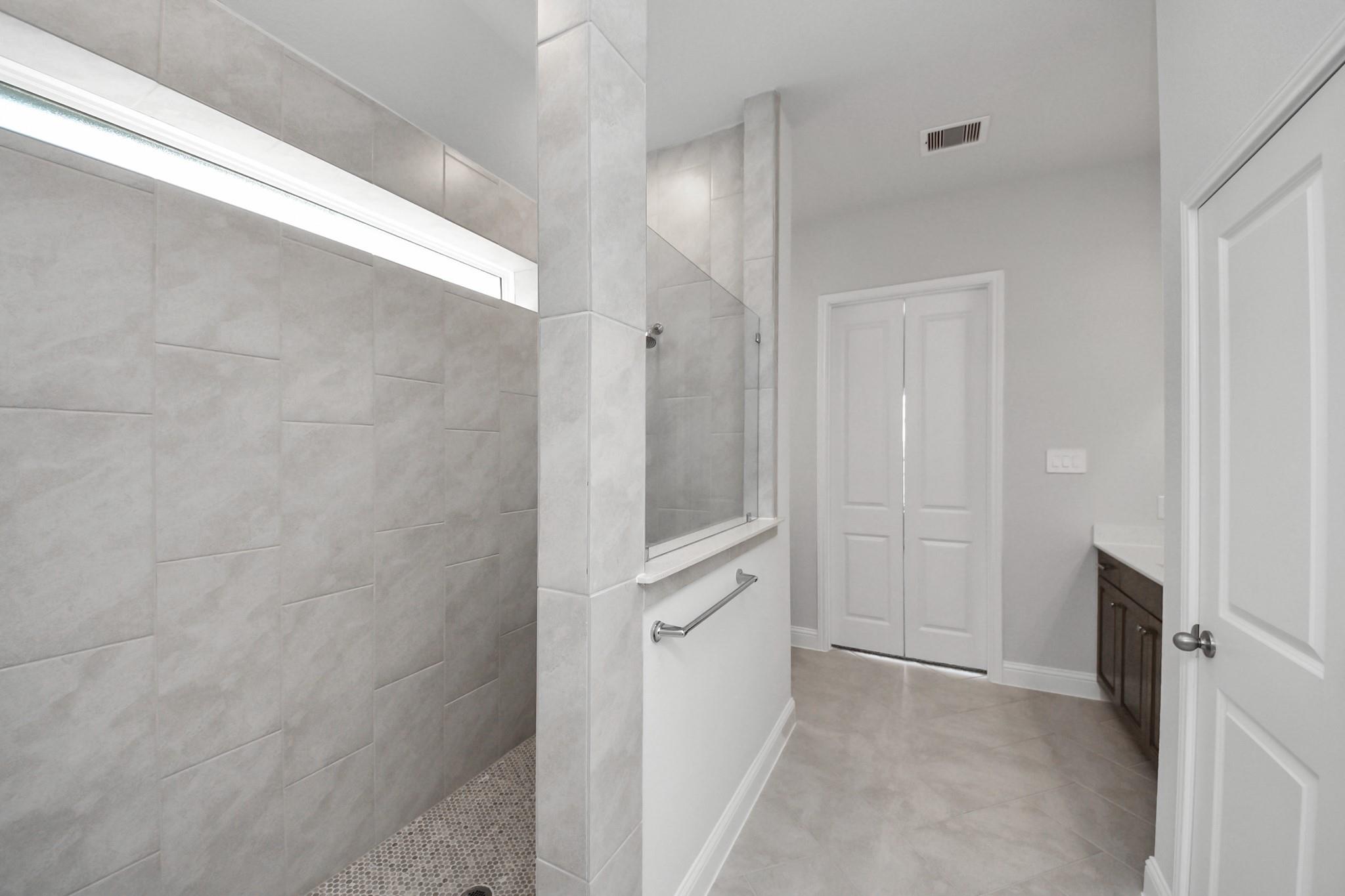 6722 Arabella Lakes Drive