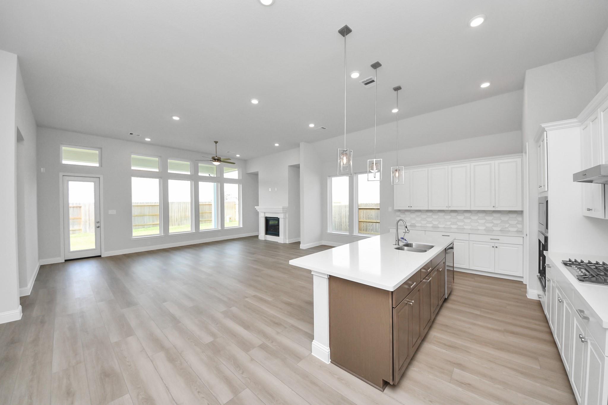 6722 Arabella Lakes Drive