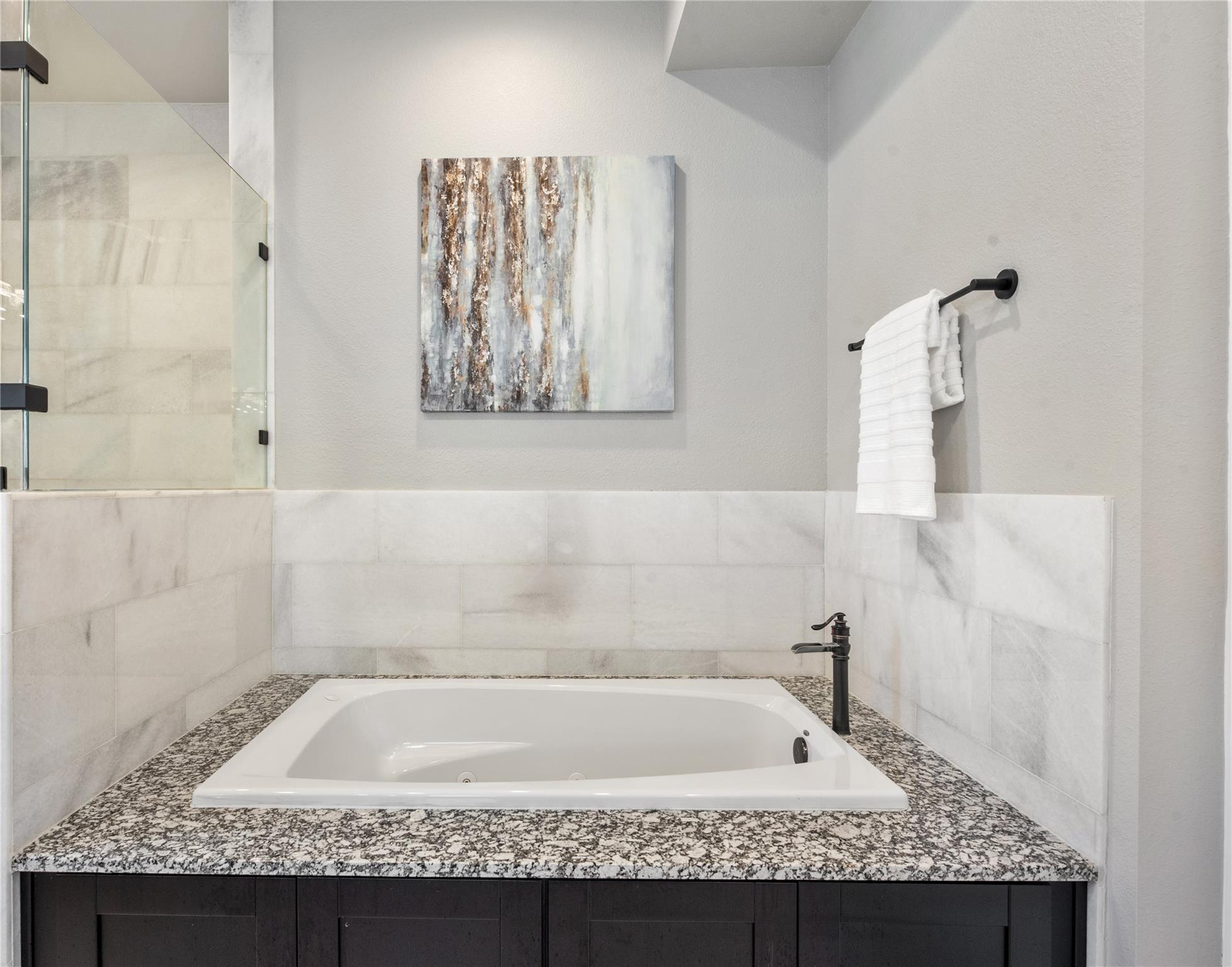 810 W 17th Street # B