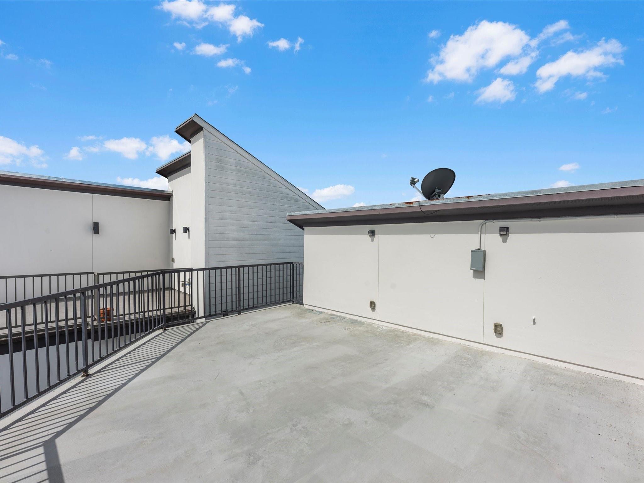 810 W 17th Street # B