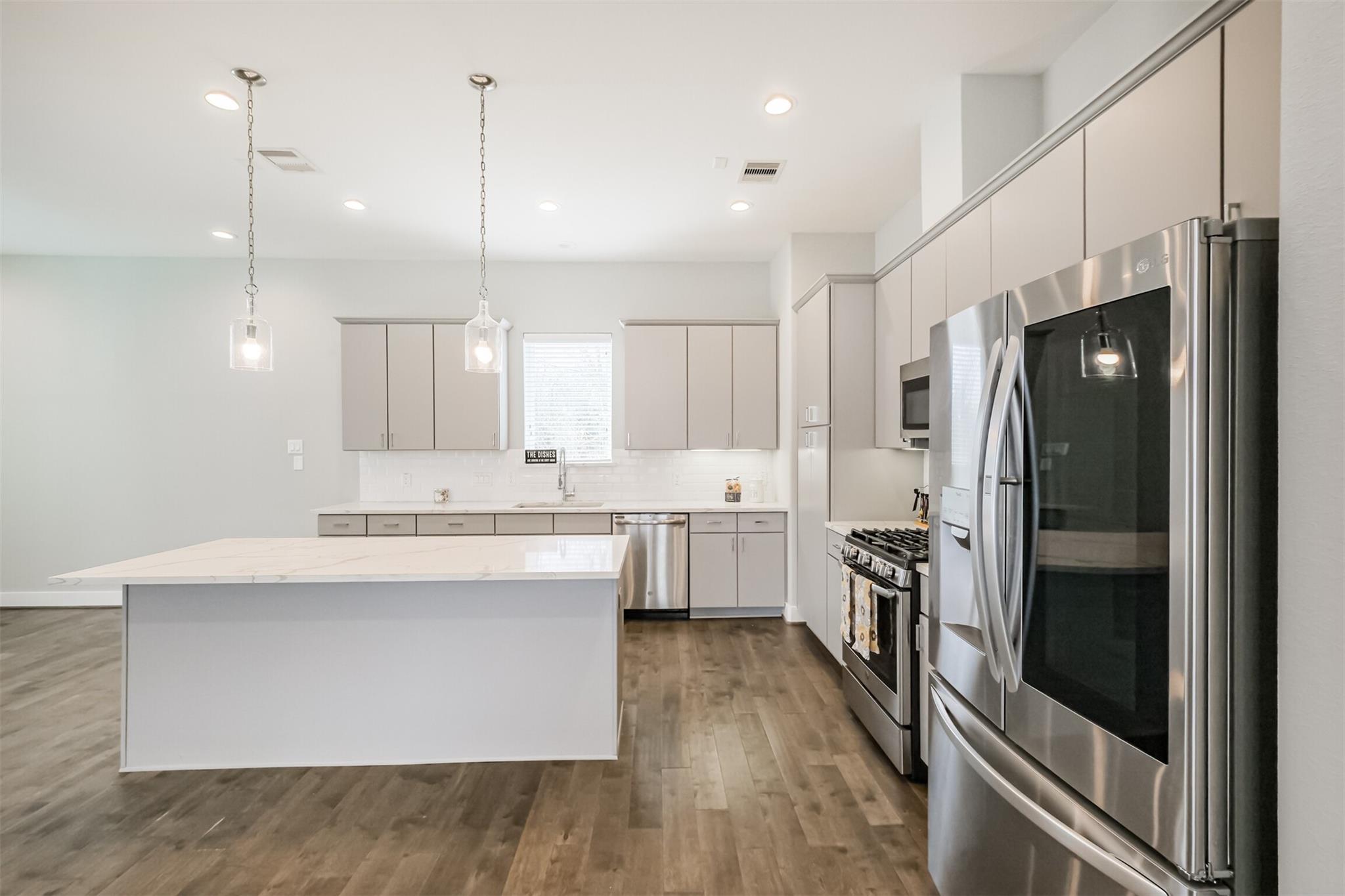 1305 Mayfair Clarkson Lane