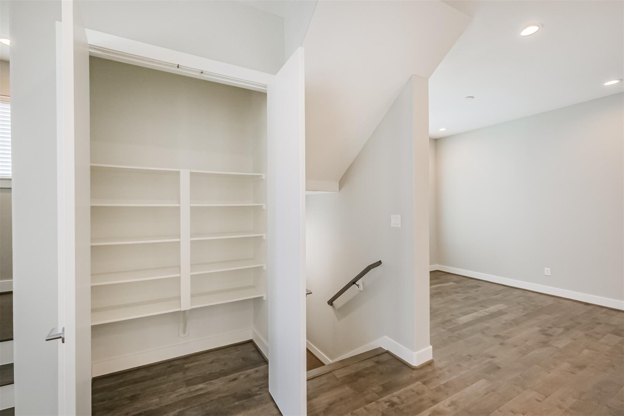 1305 Mayfair Clarkson Lane