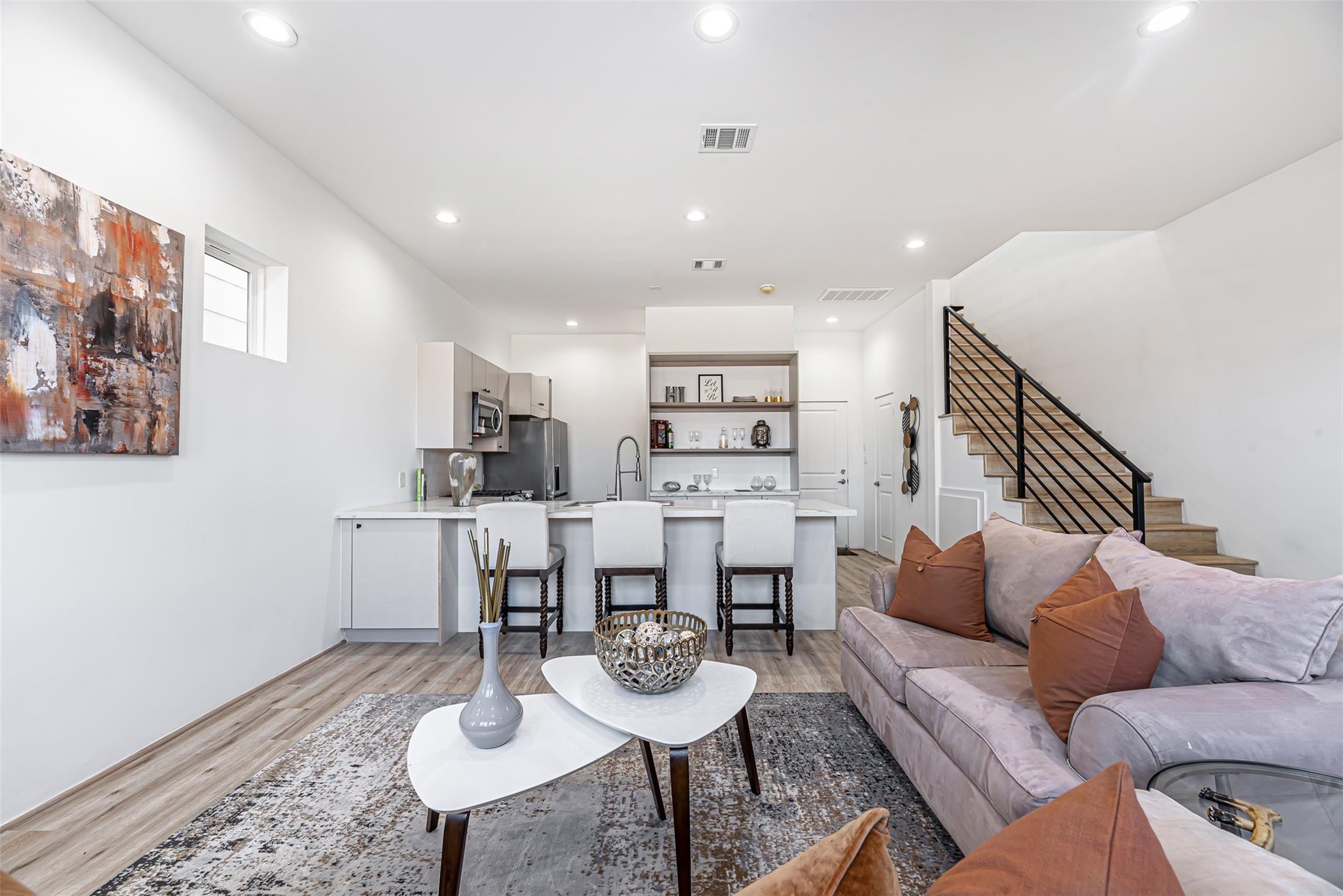 15000 S Richmond Avenue # 2