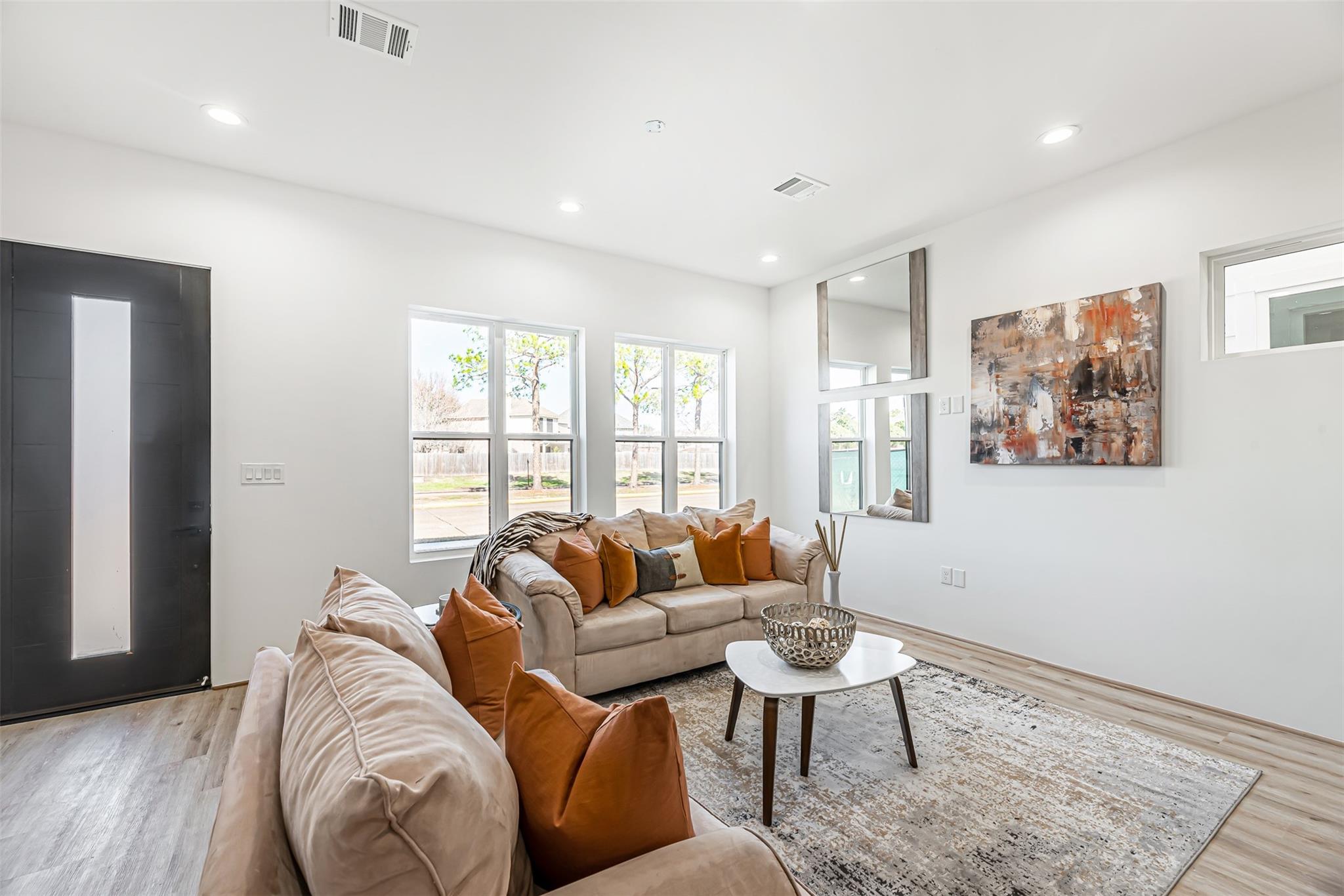 15000 S Richmond Avenue # 2