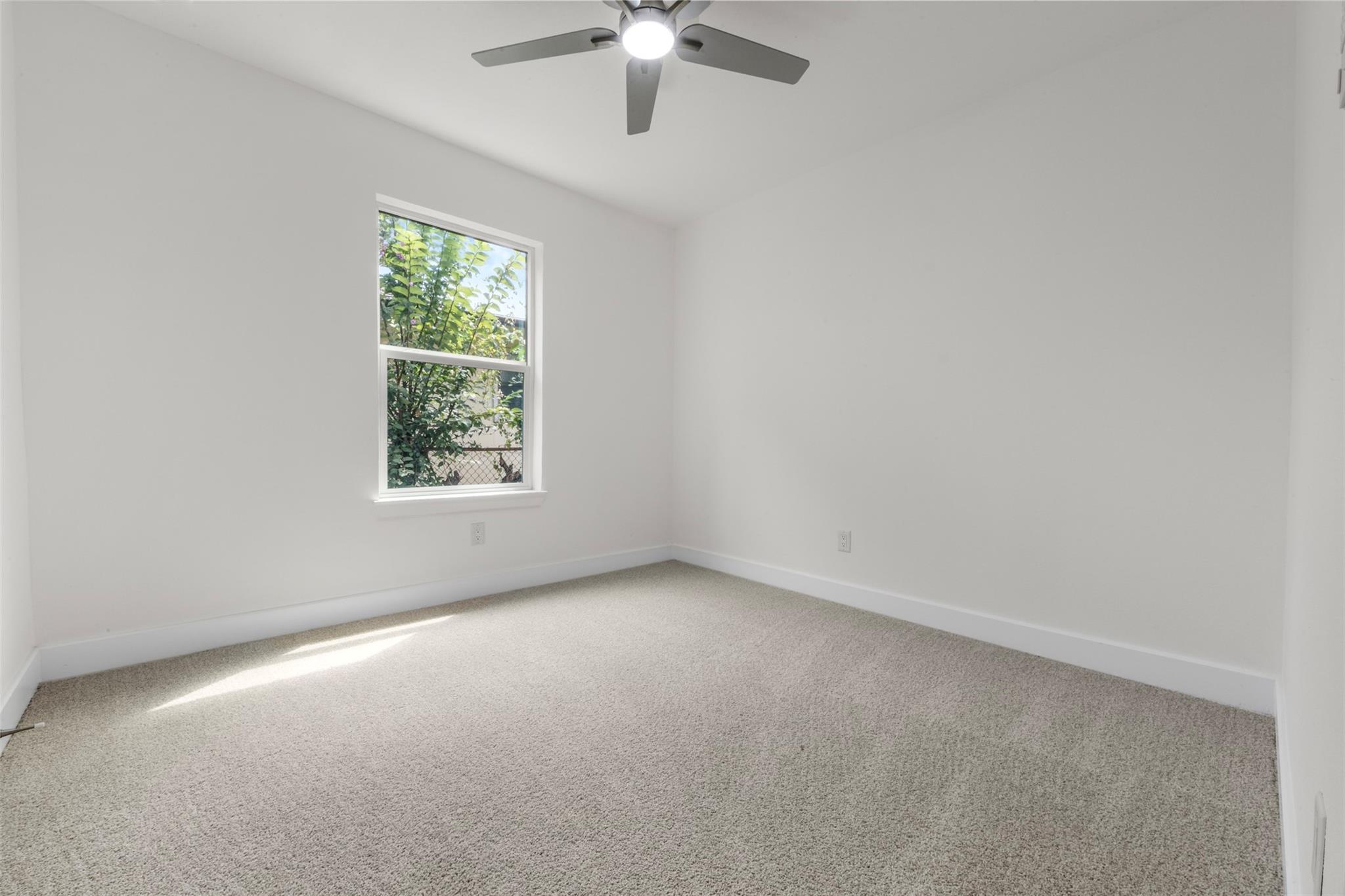 1106 W Thomas Avenue