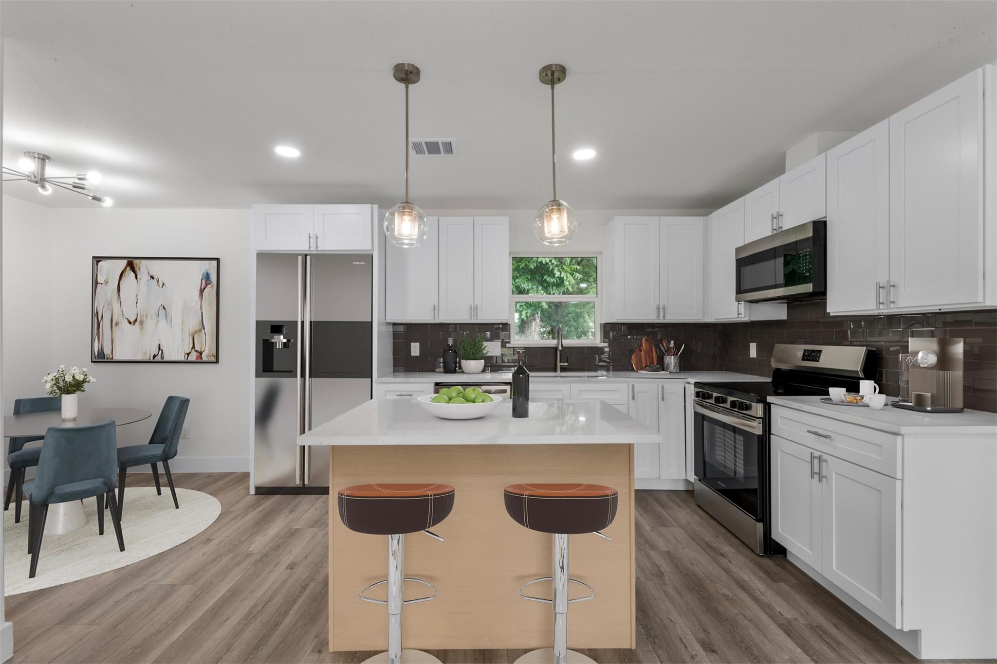 1106 W Thomas Avenue