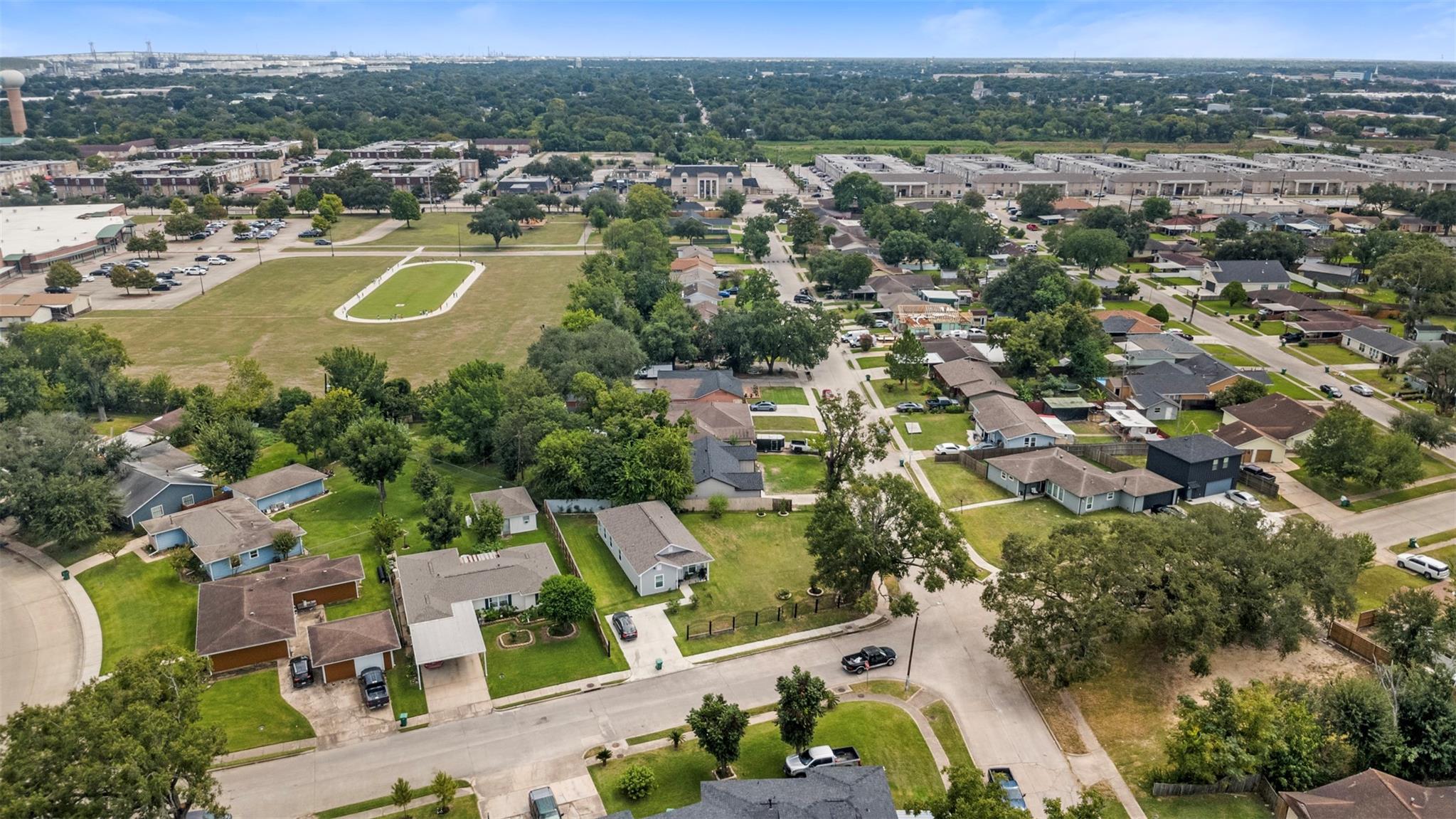 1106 W Thomas Avenue