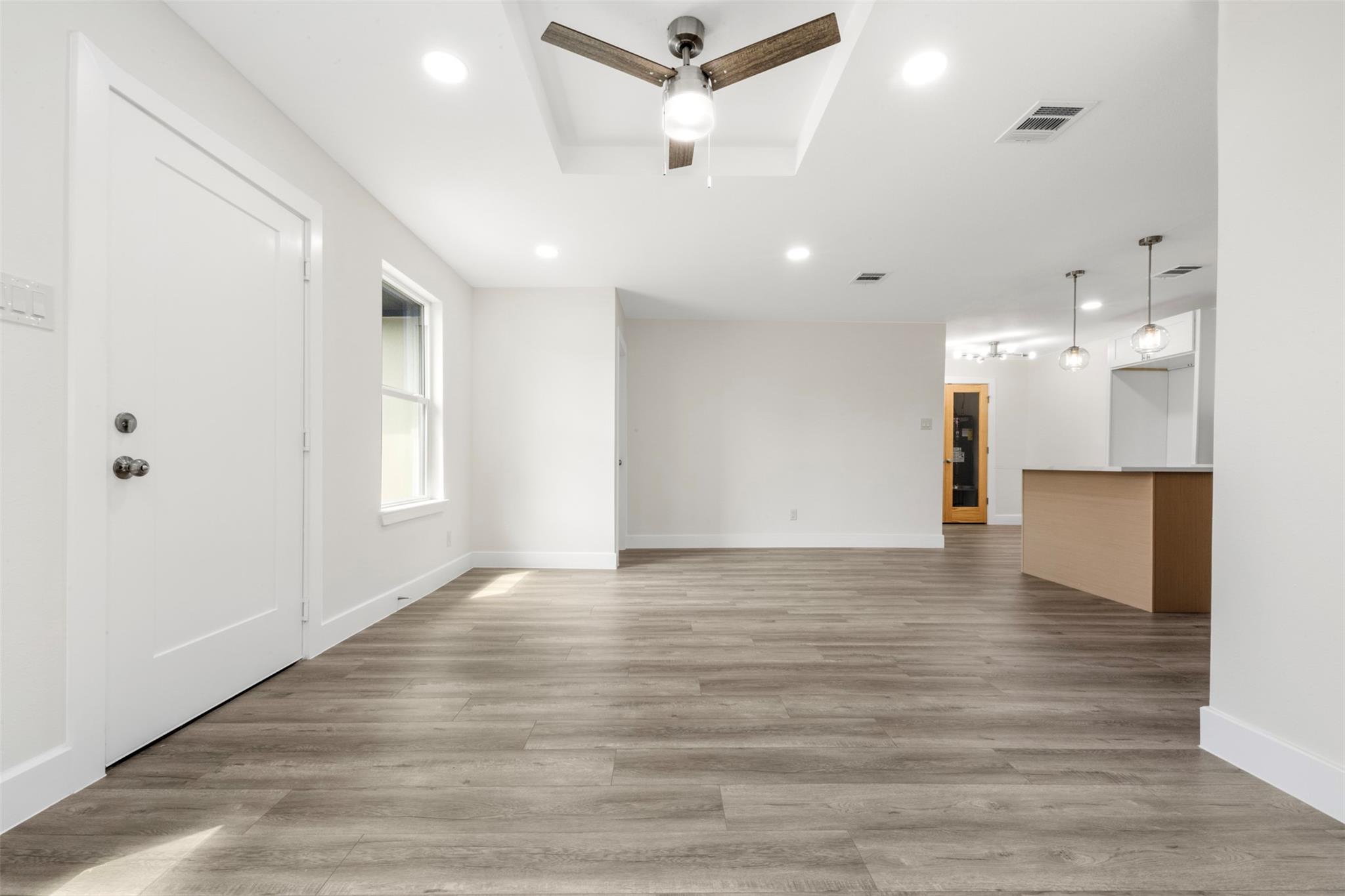 1106 W Thomas Avenue