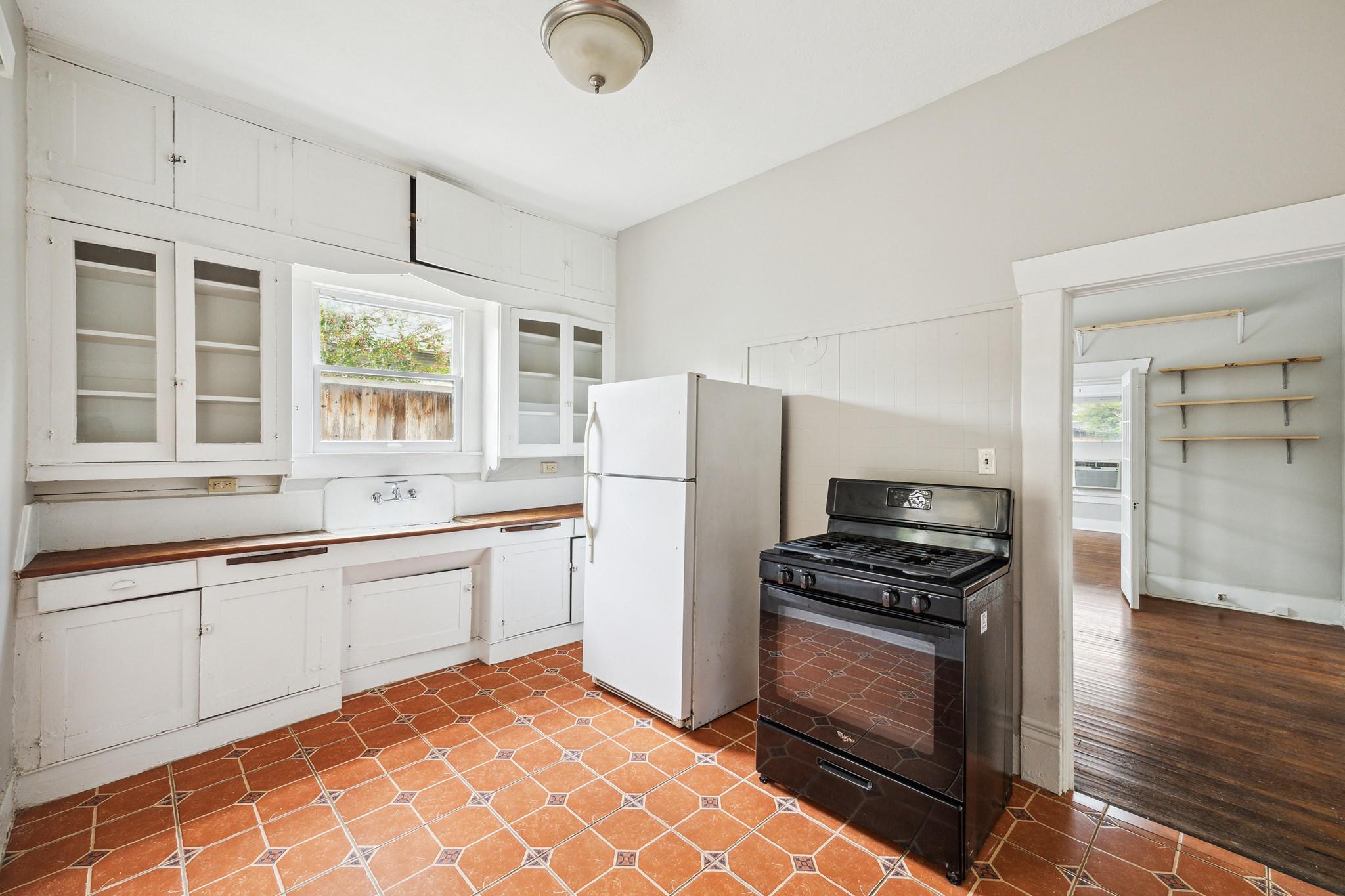 1847 Harvard Street # 4