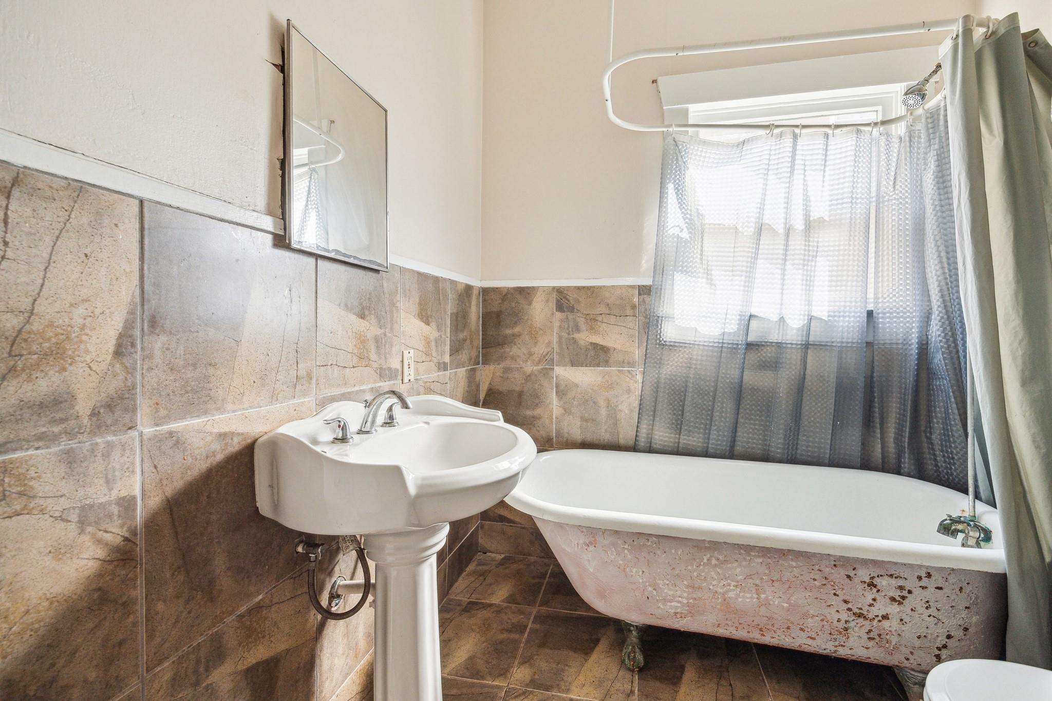 1847 Harvard Street # 4