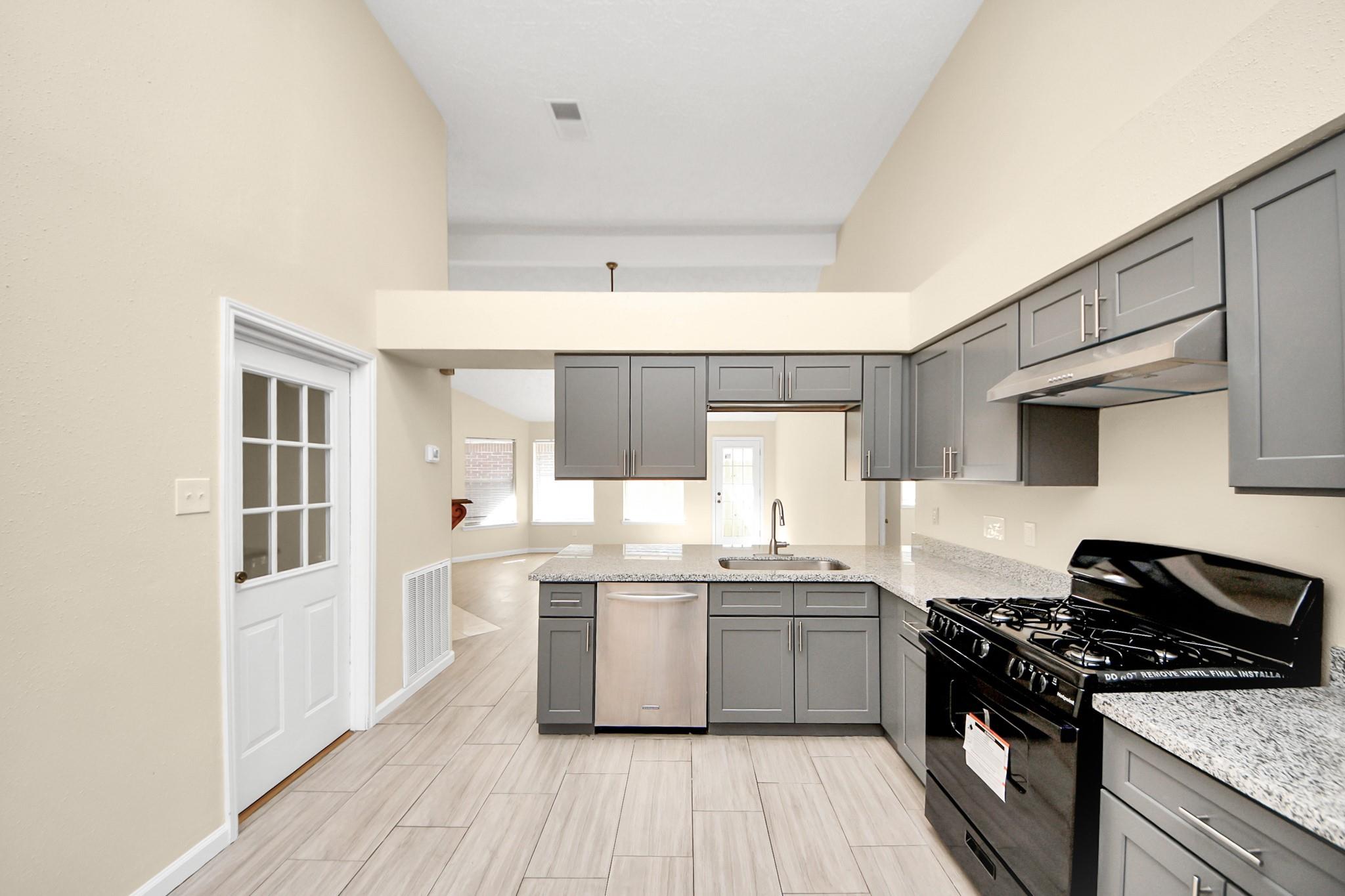 6011 Shady Manor Drive