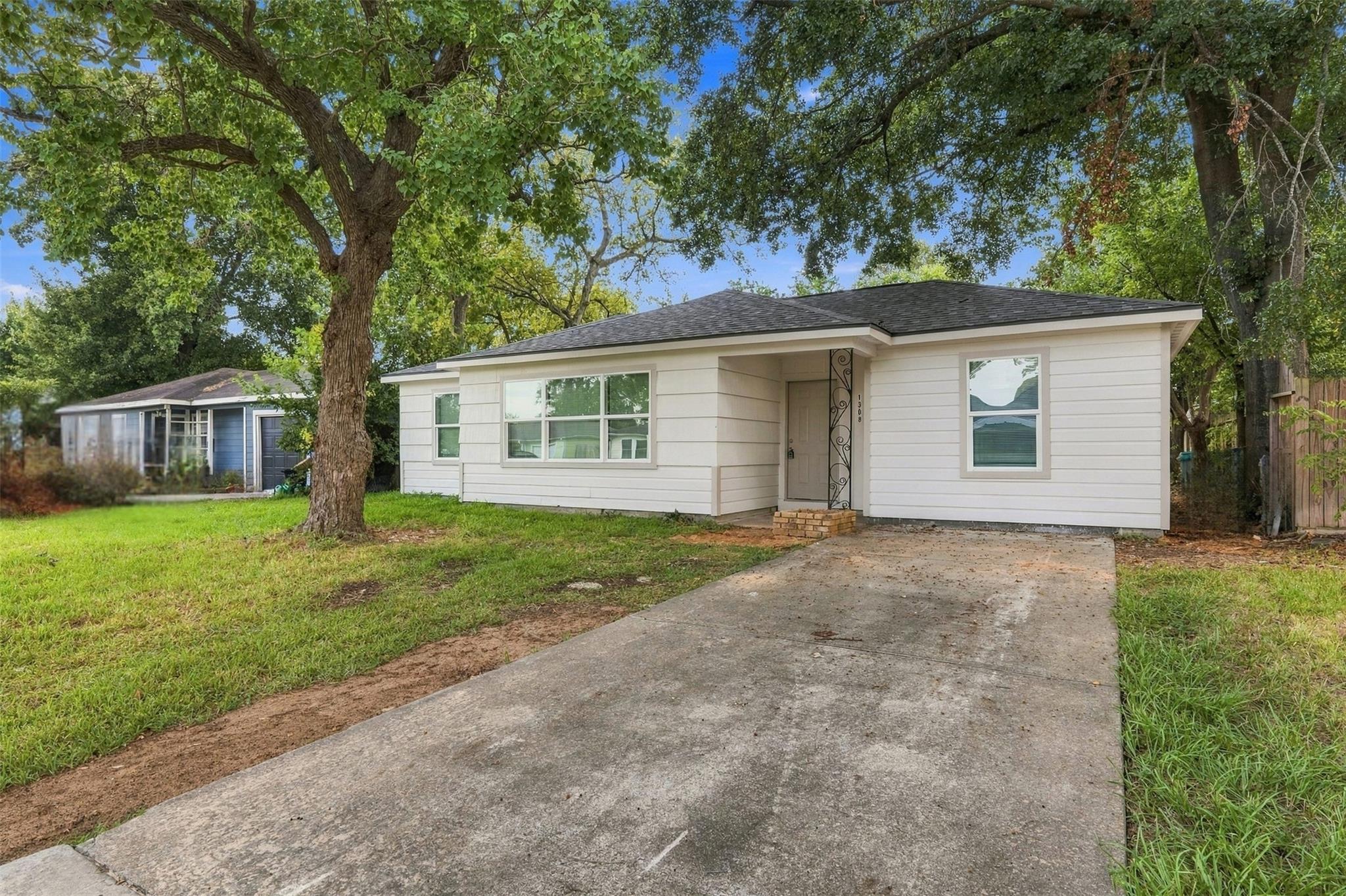 1308 Pecan Drive