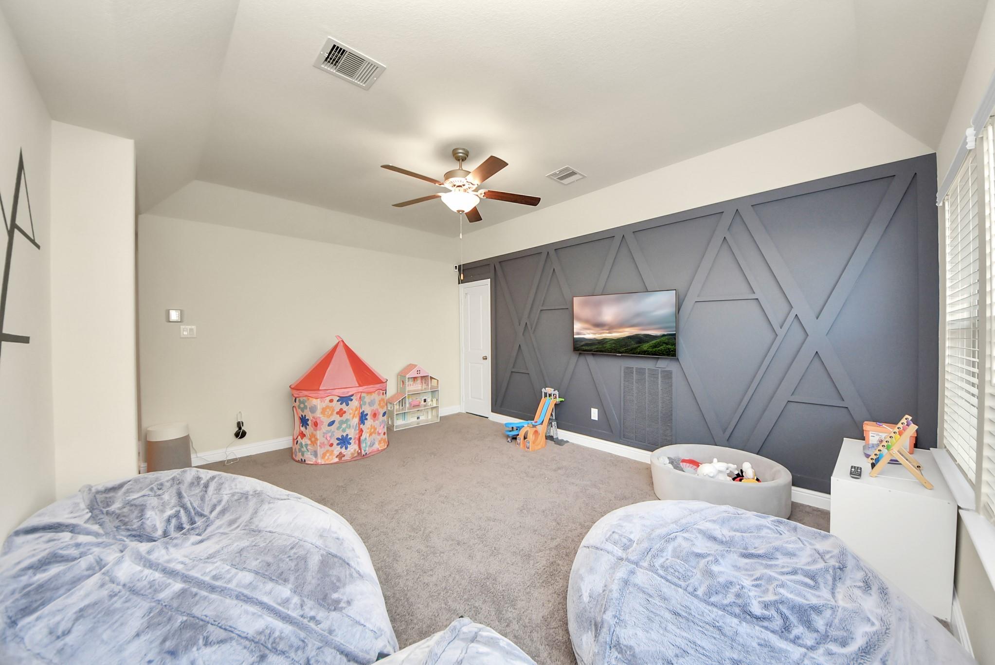 6703 Sandia Crest Street