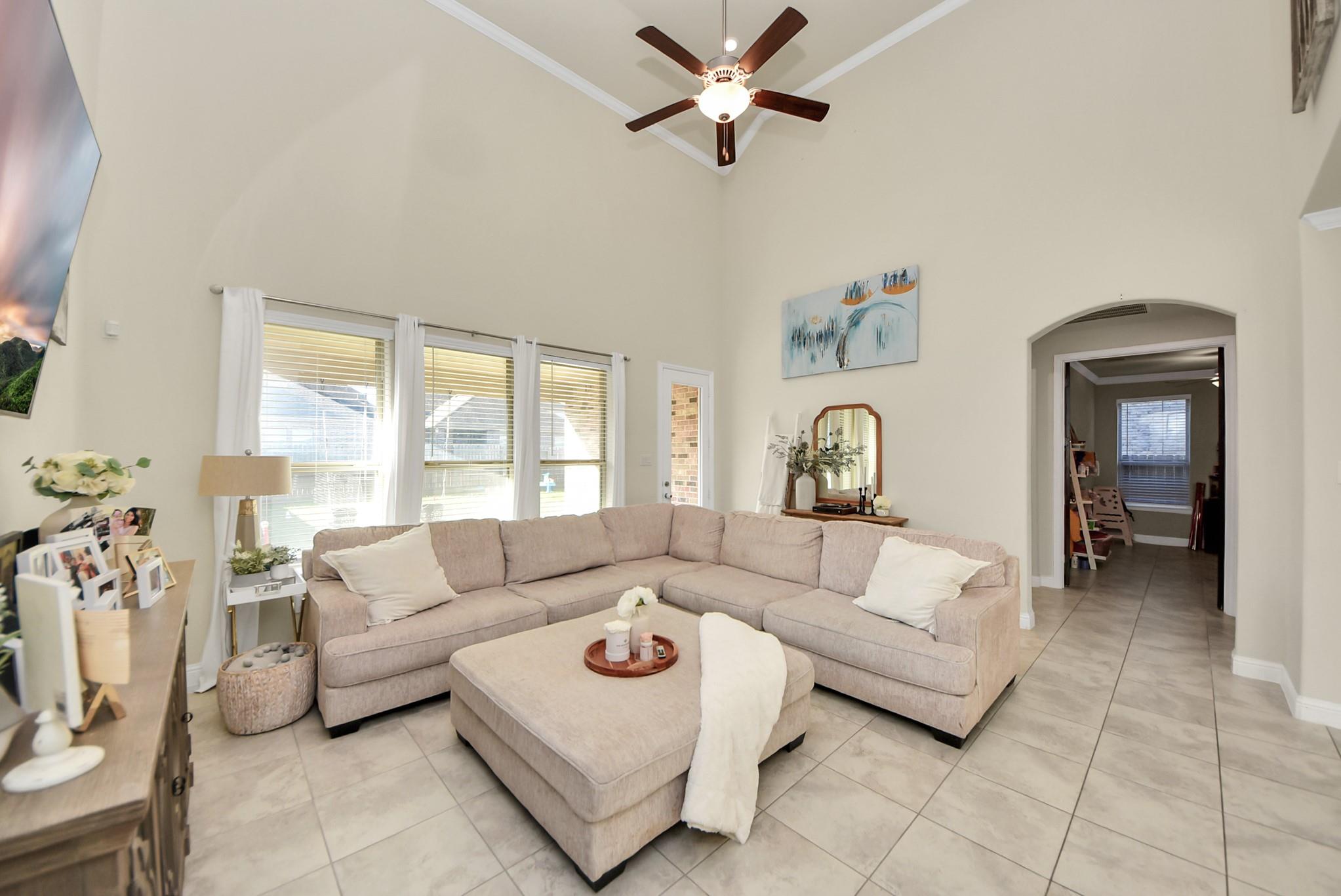 6703 Sandia Crest Street