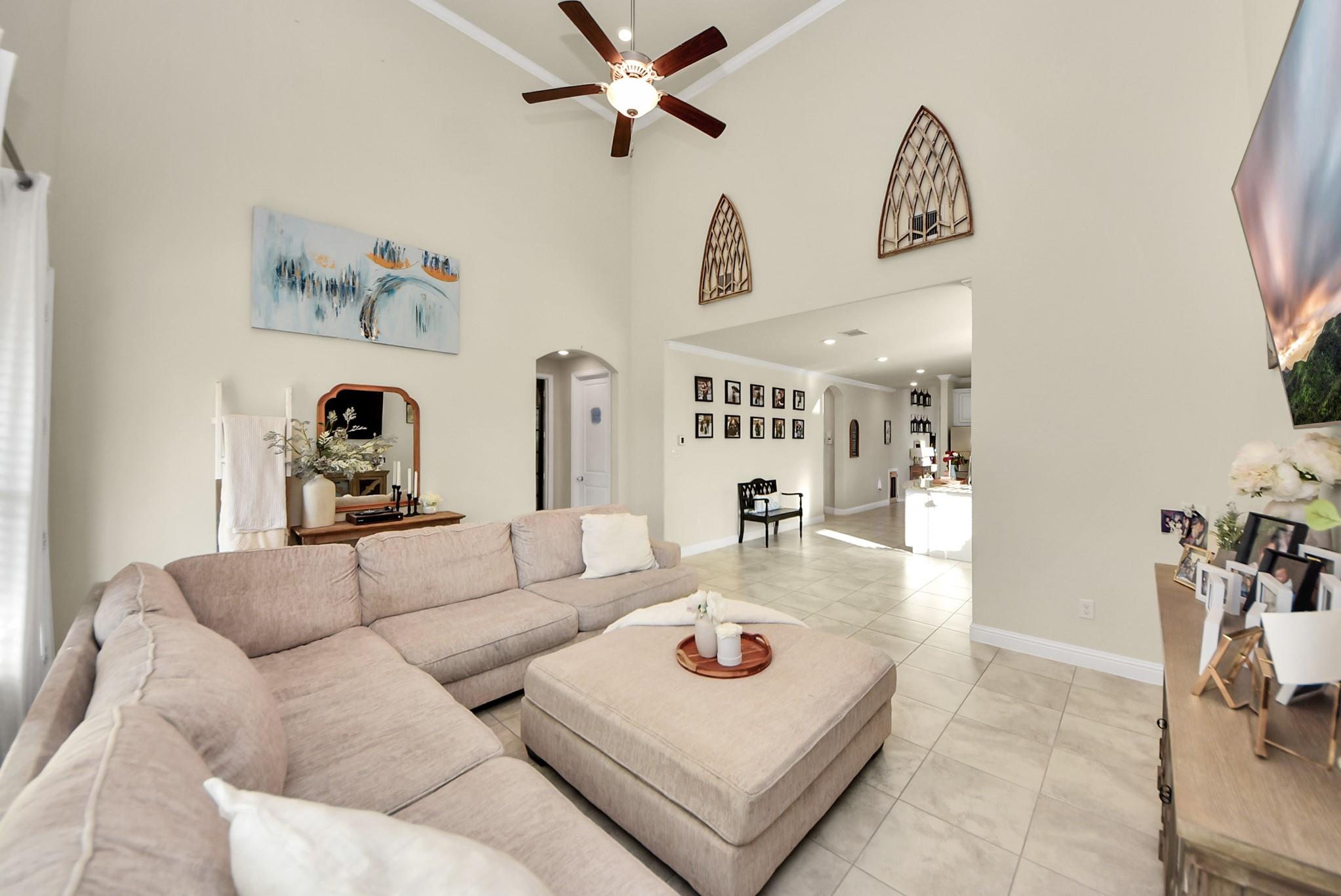 6703 Sandia Crest Street