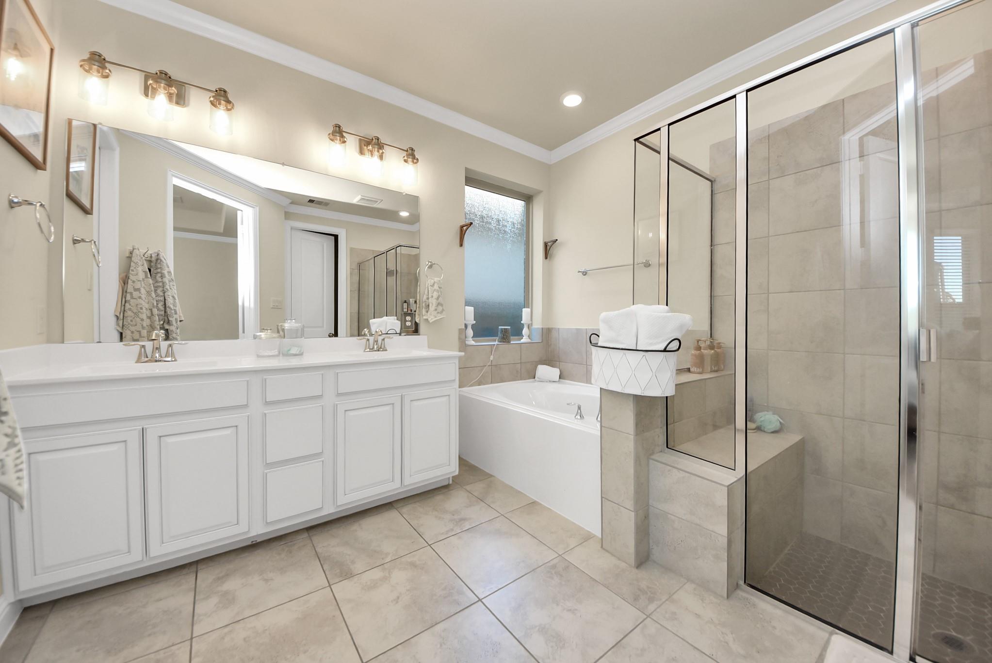 6703 Sandia Crest Street