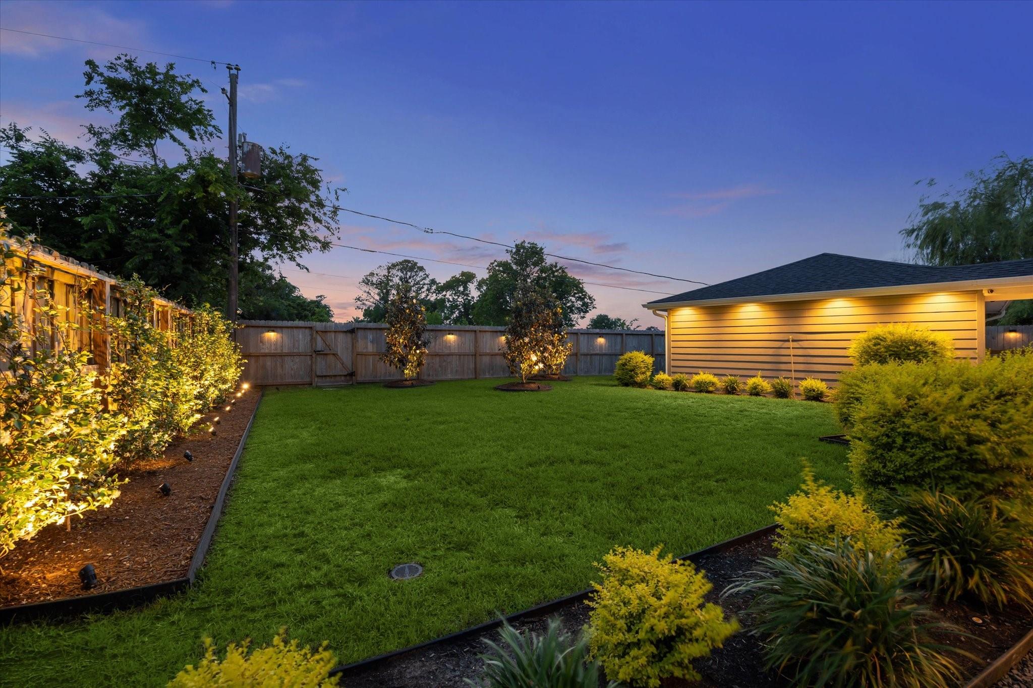 5623 Oak Trail Lane