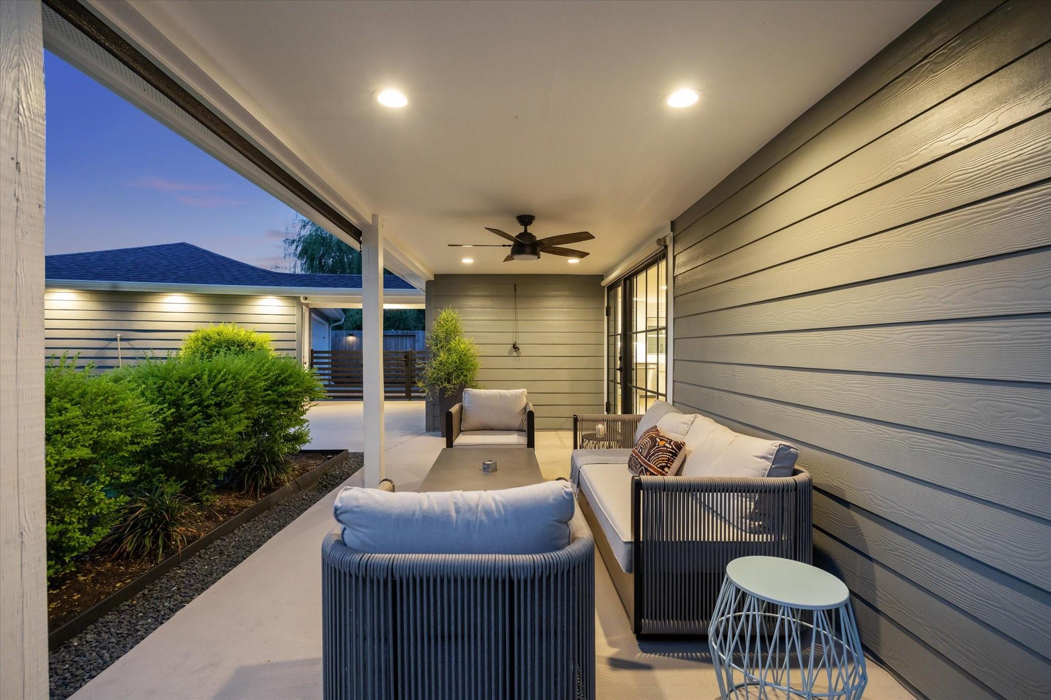 5623 Oak Trail Lane