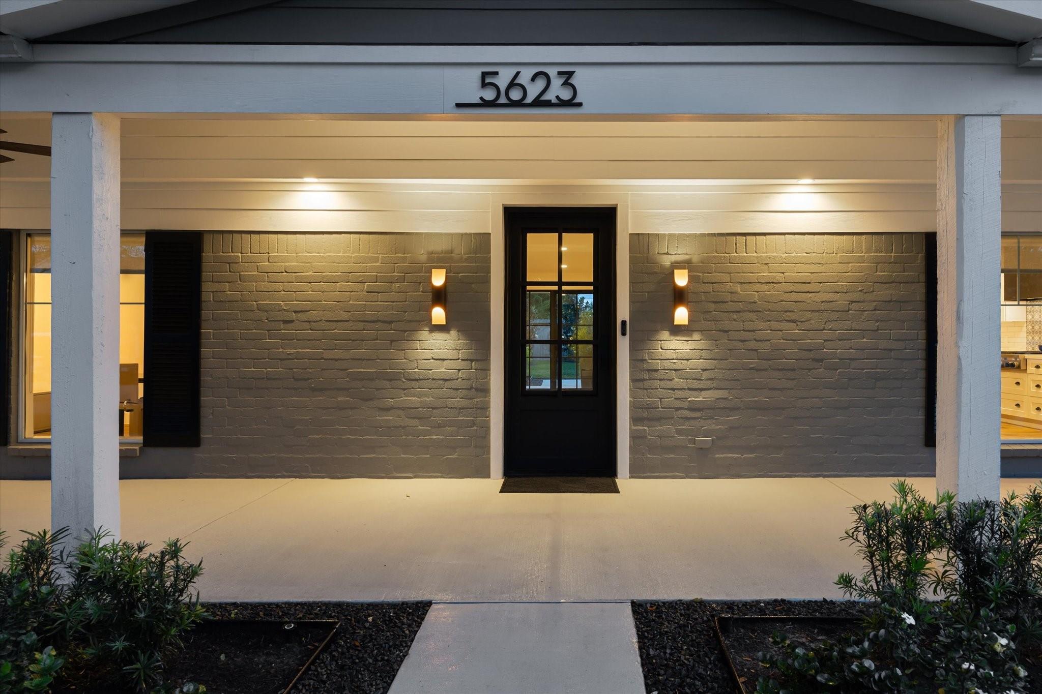5623 Oak Trail Lane