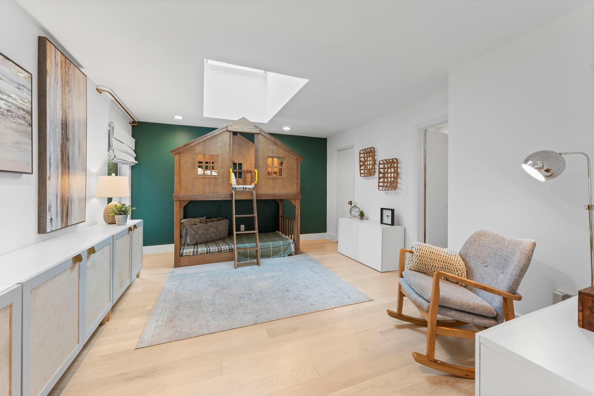 13114 Paradise Valley Drive