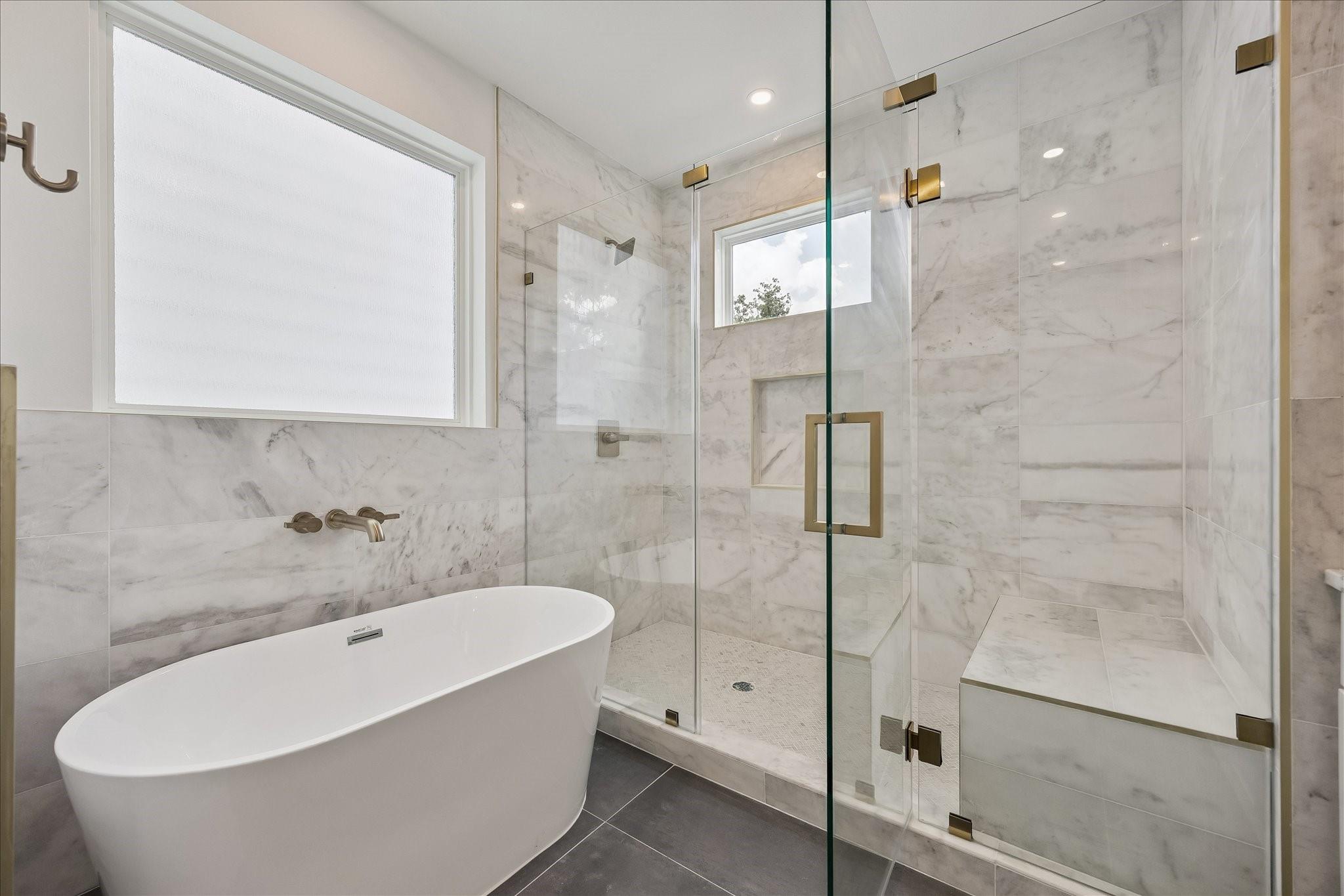 1034 W 17th St Street # C