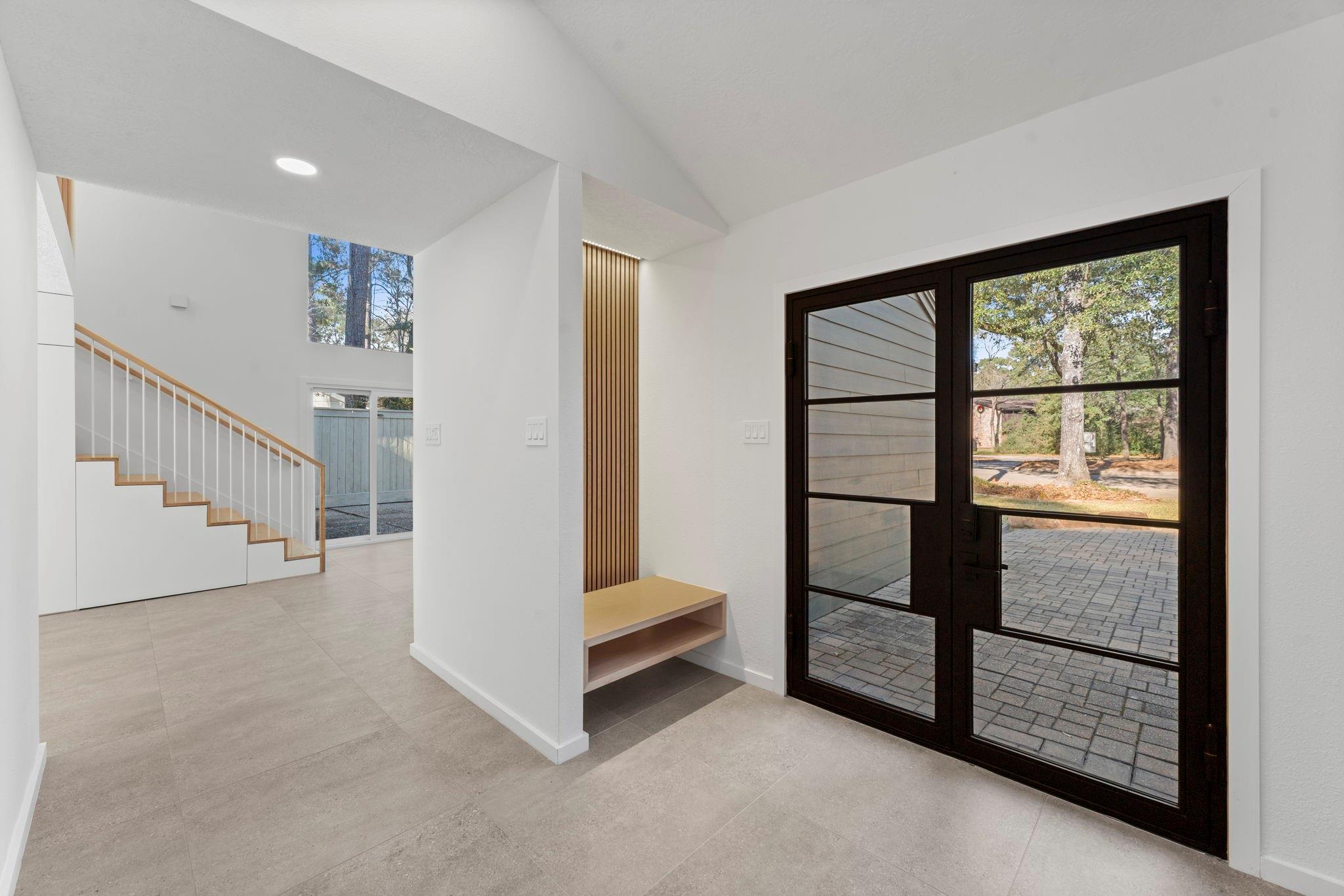 2703 Crossvine Circle