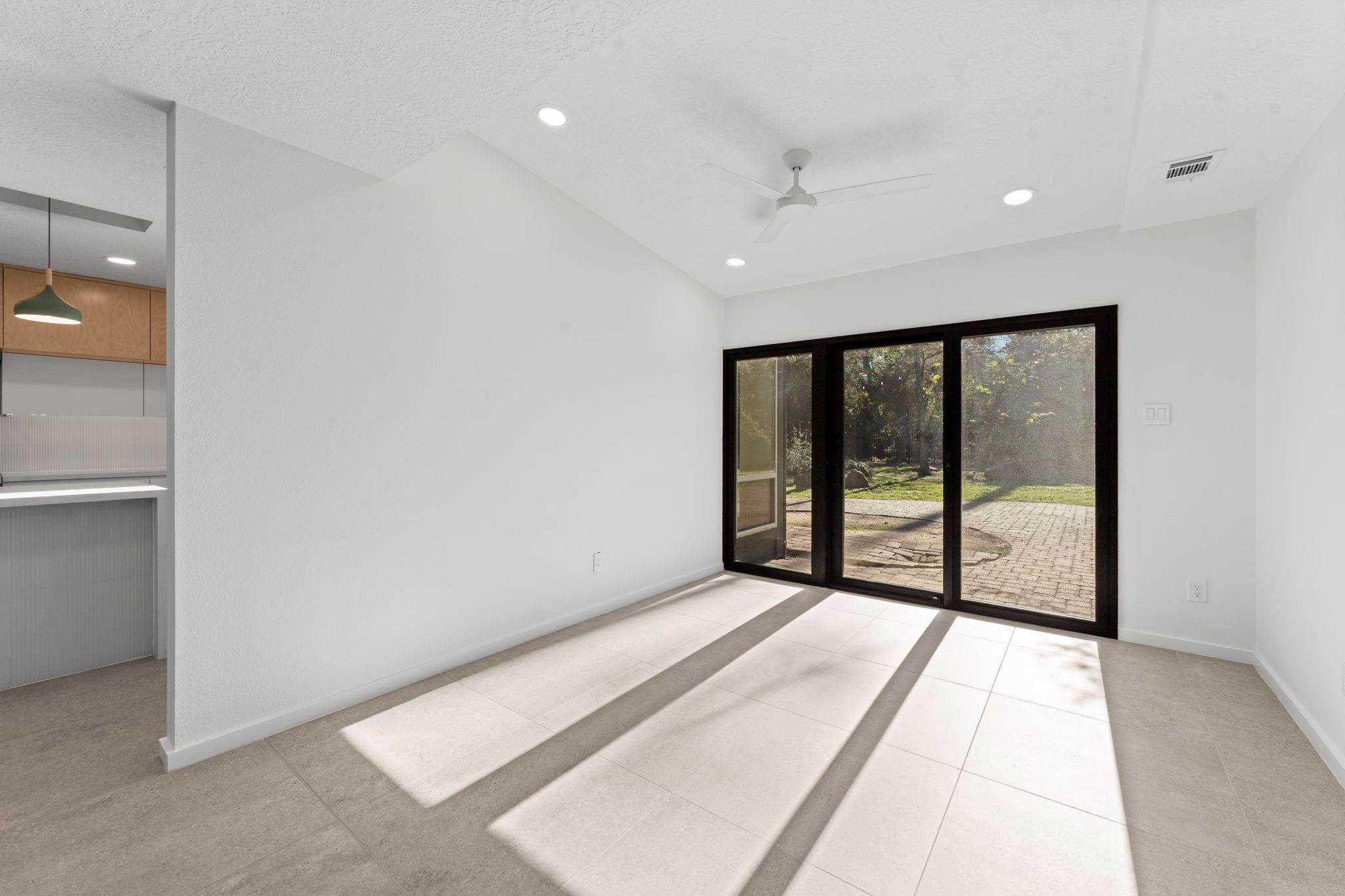 2703 Crossvine Circle