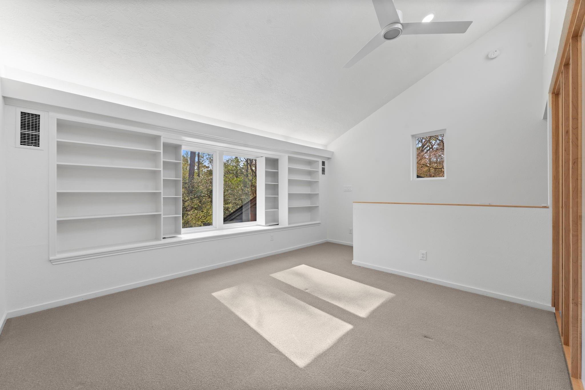 2703 Crossvine Circle