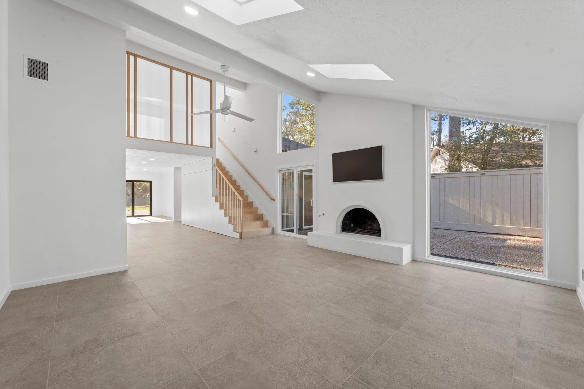 2703 Crossvine Circle