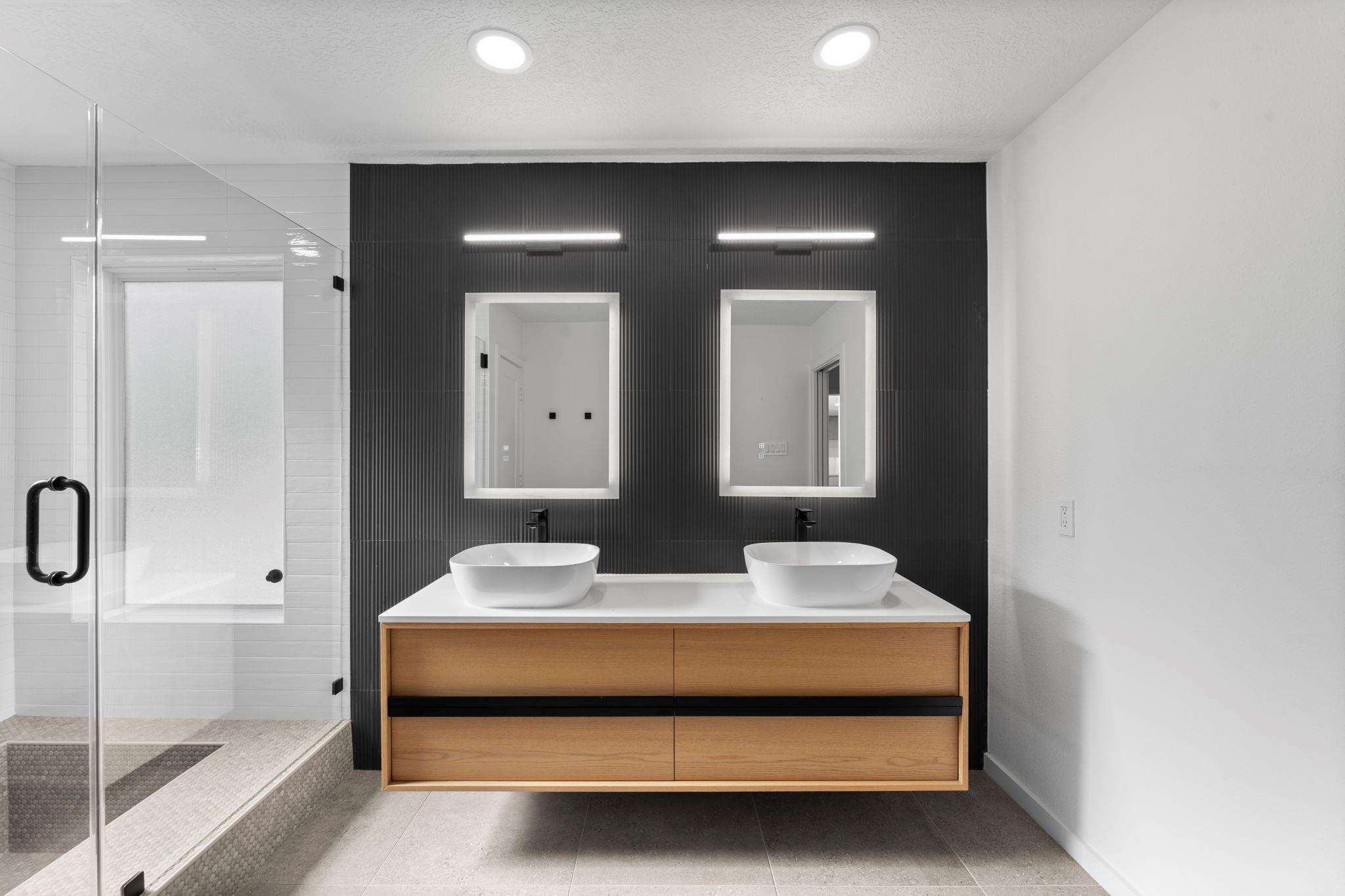 2703 Crossvine Circle