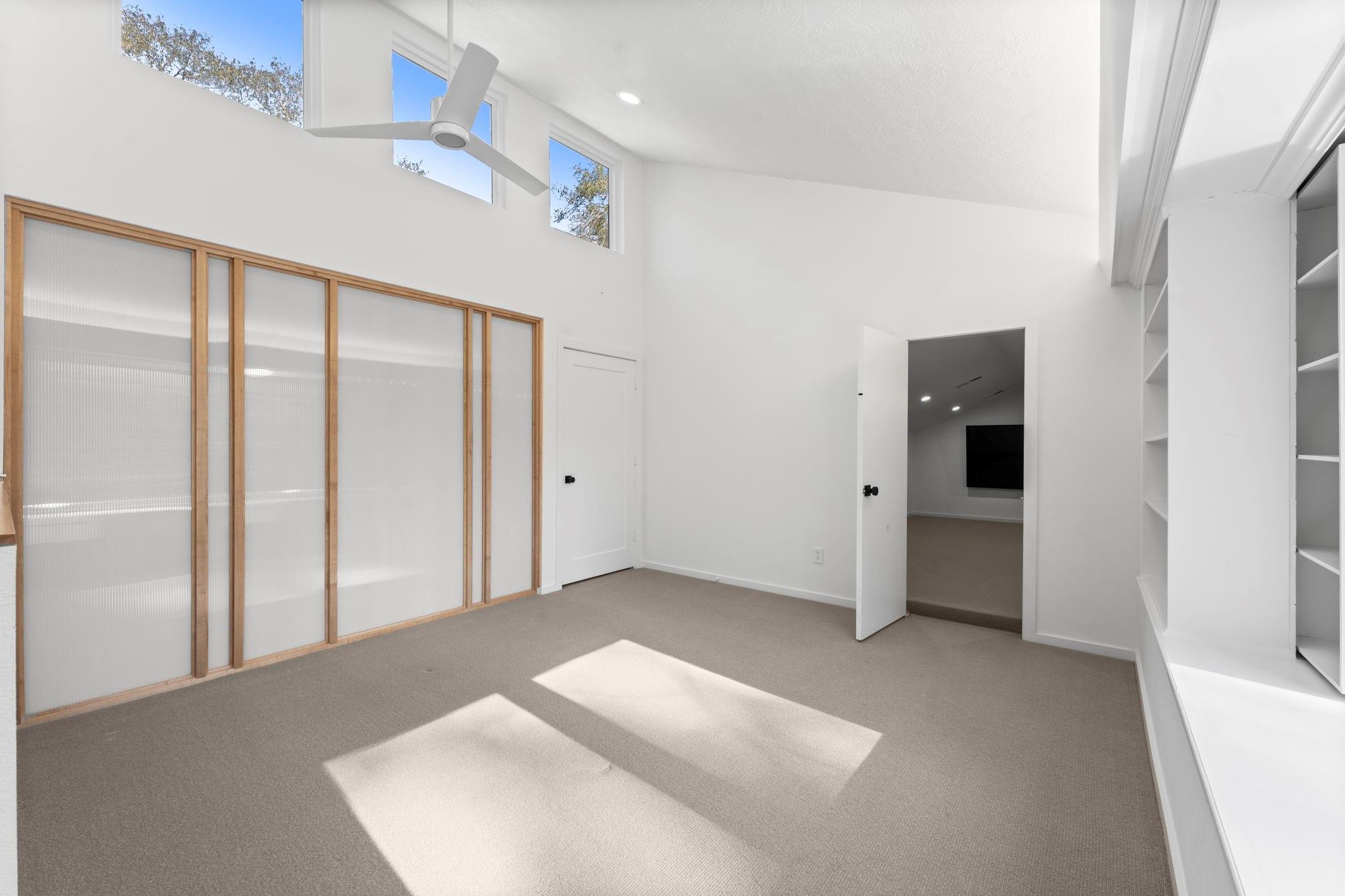 2703 Crossvine Circle