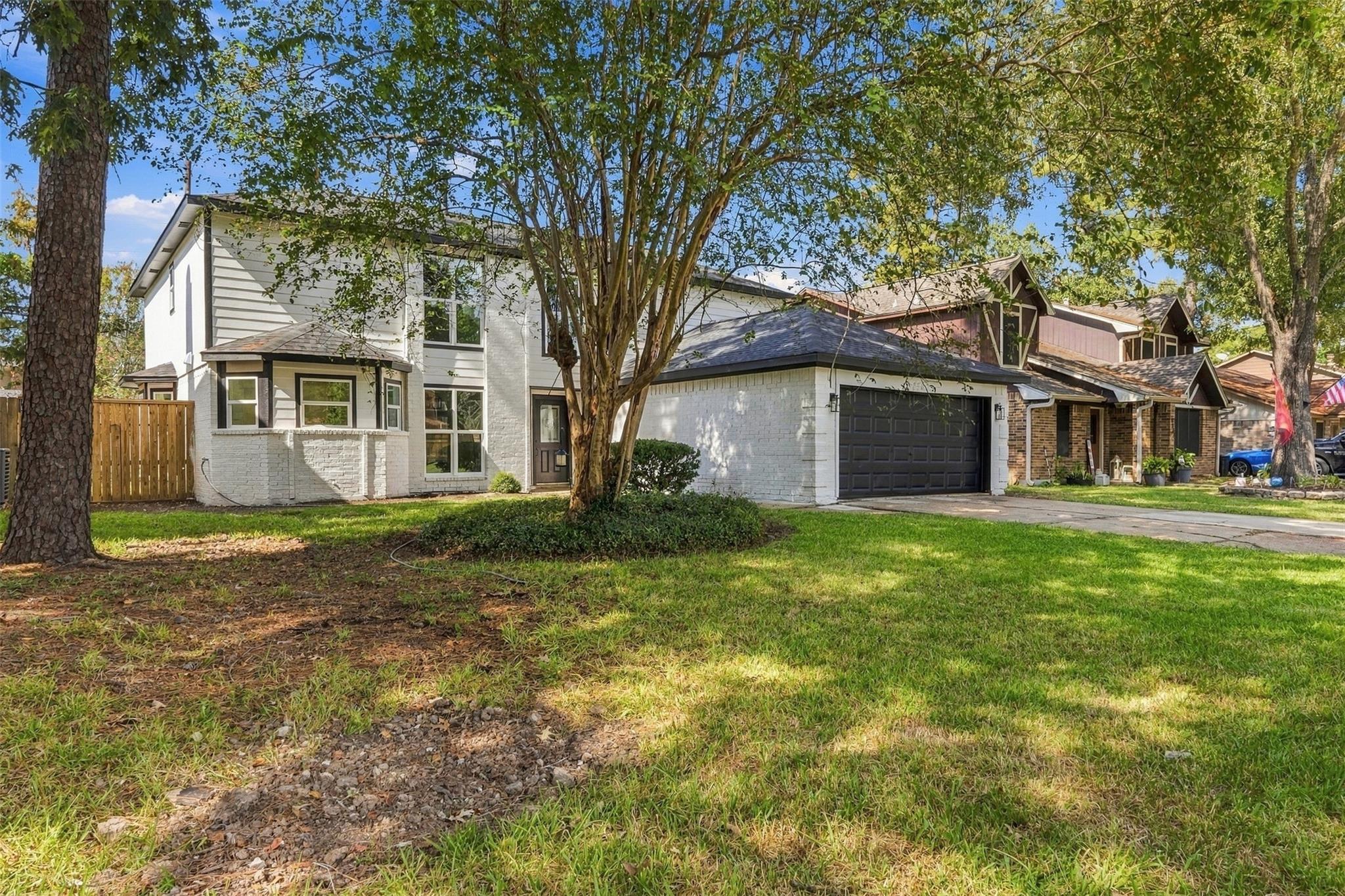 8503 Pines Place Drive