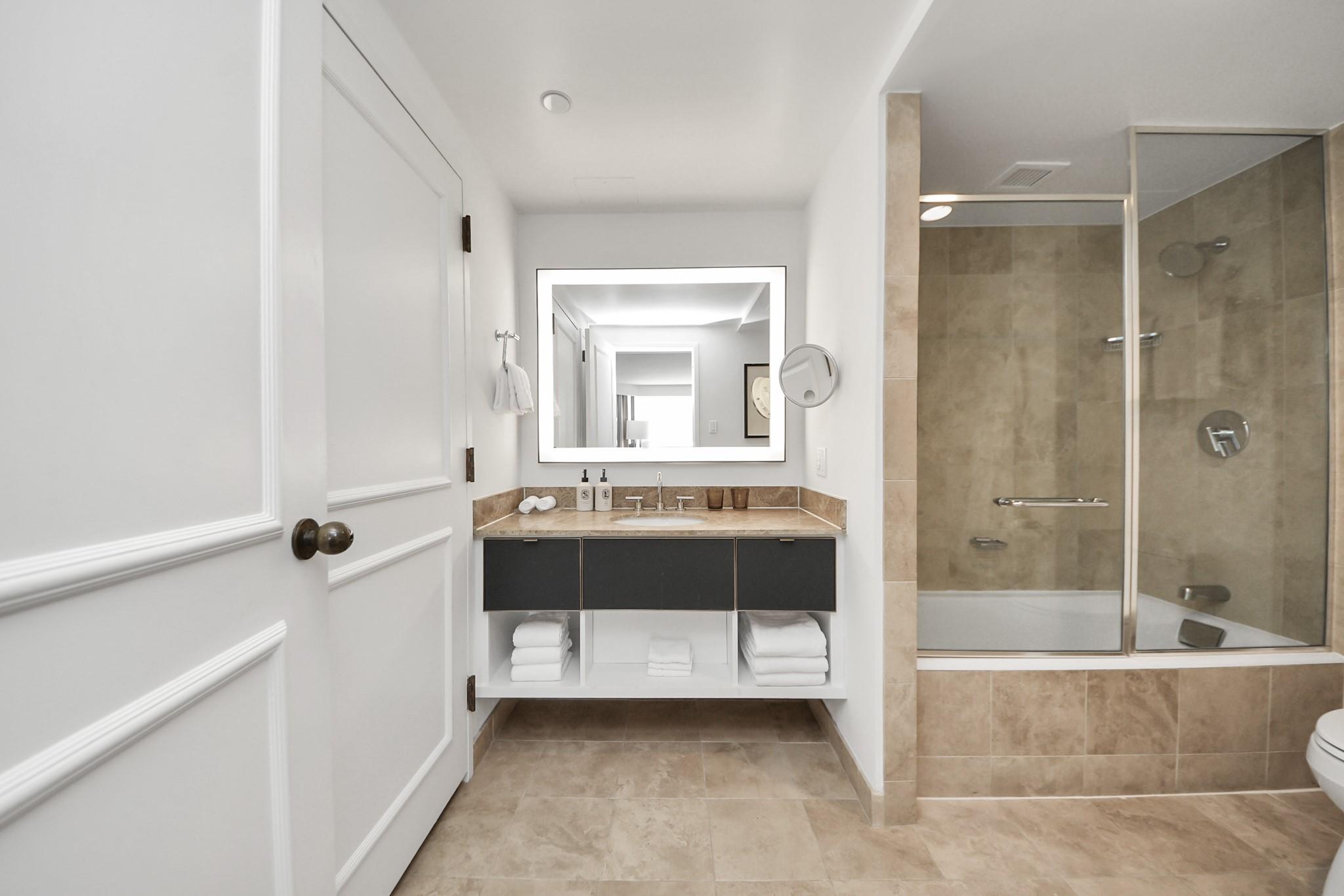 1300 Lamar Street # S8