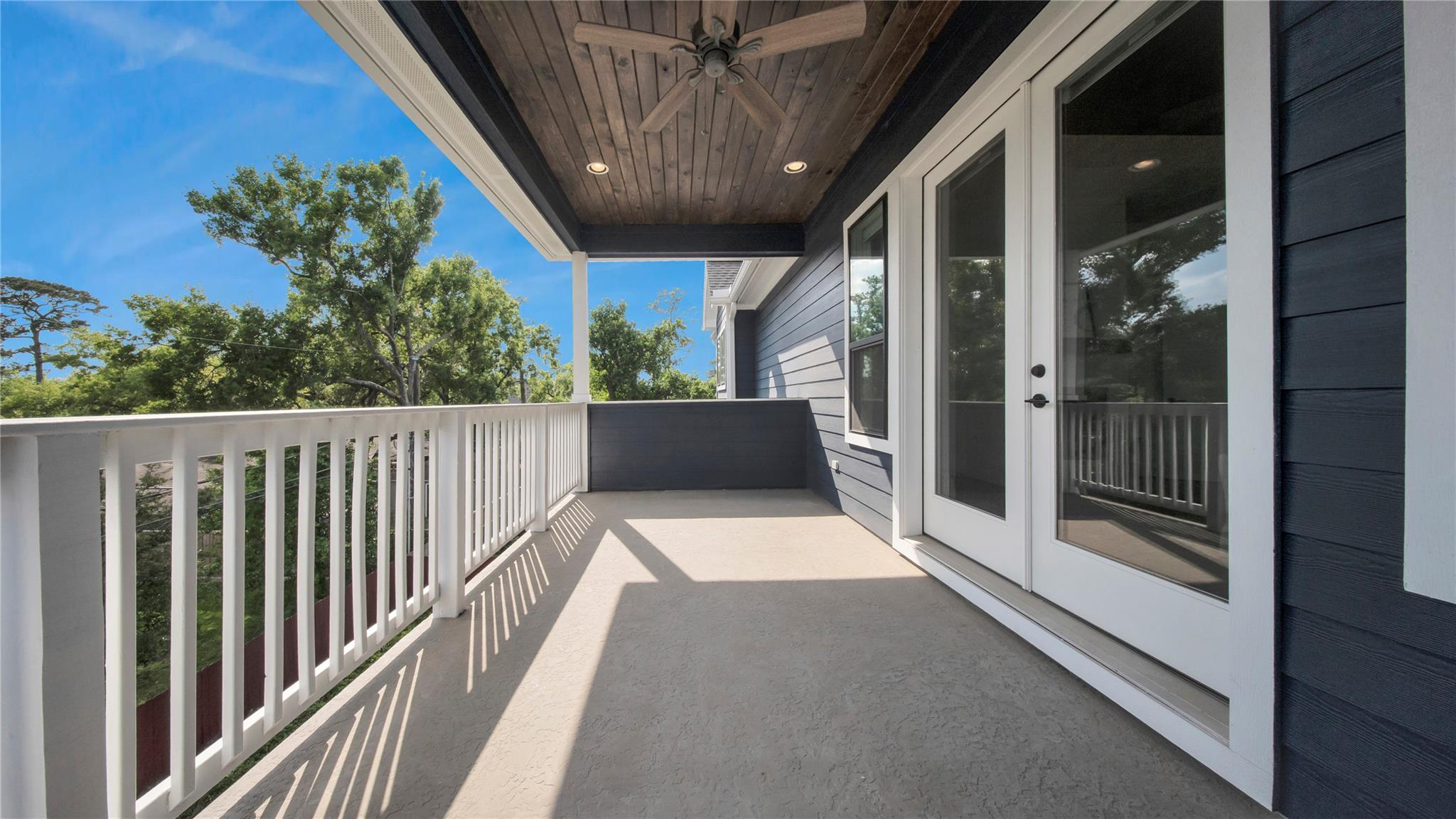1102 Wynnwood Lane