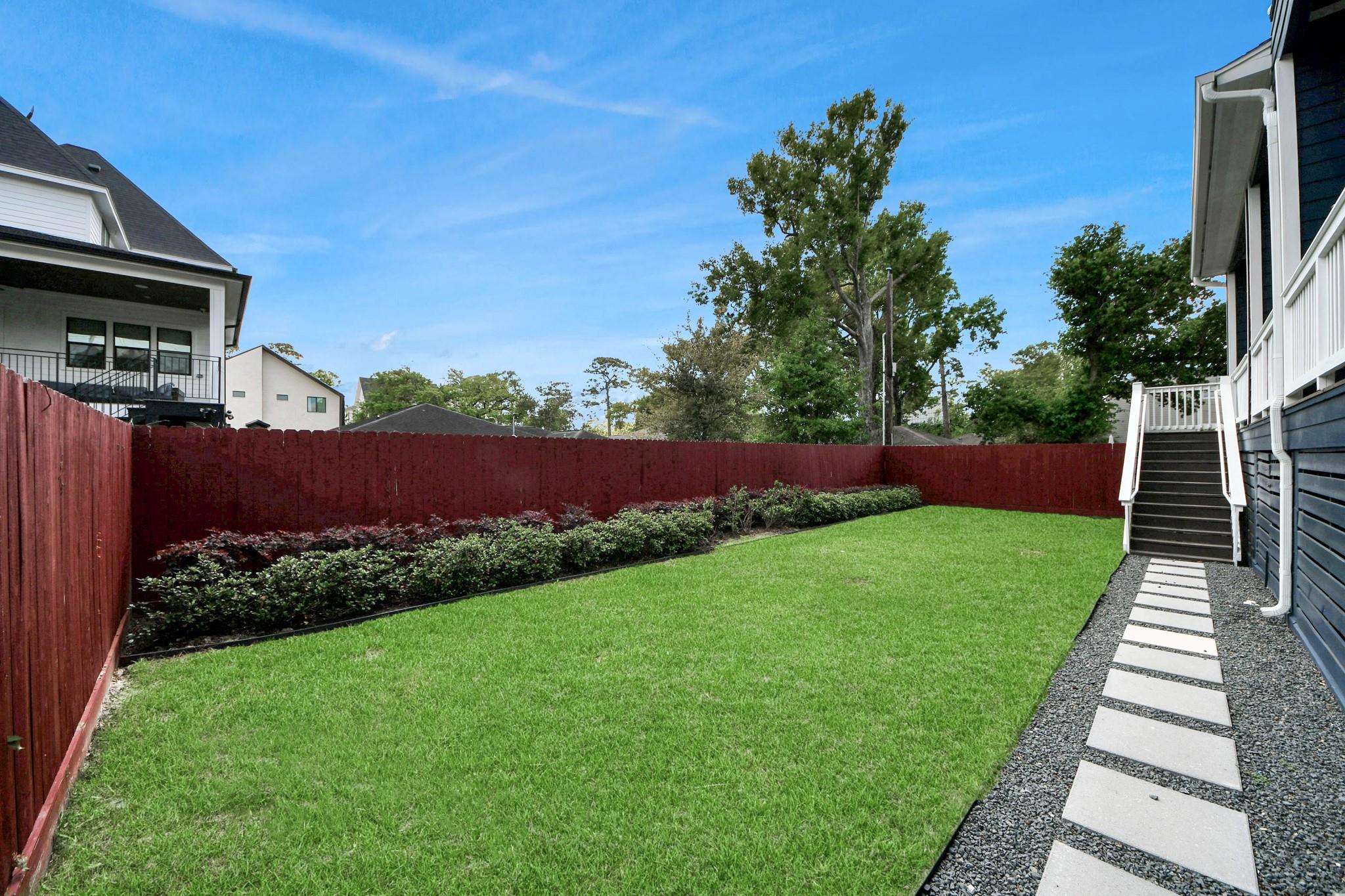 1102 Wynnwood Lane