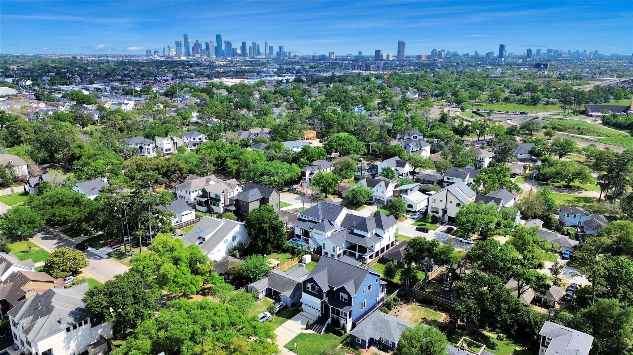 1102 Wynnwood Lane