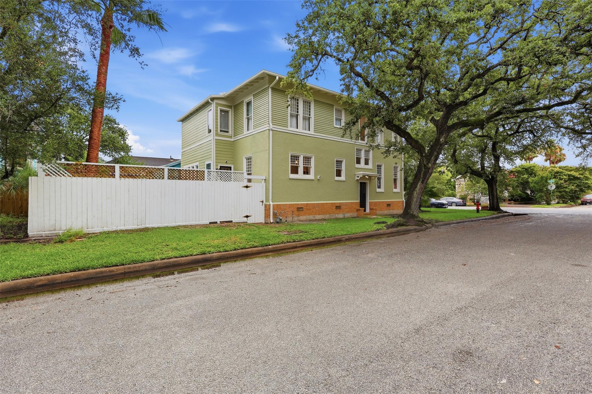 1804 33rd Street