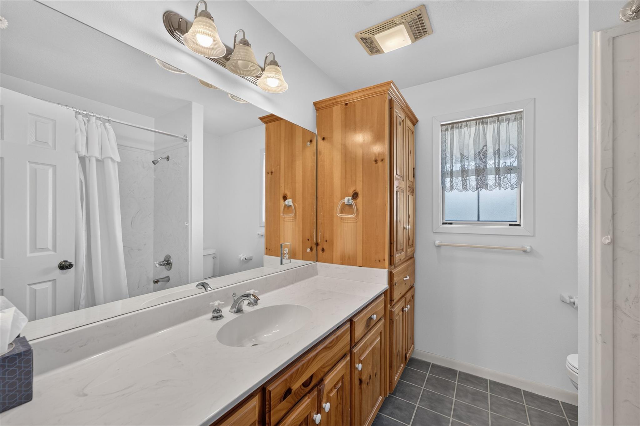 3085 Shupak Road
