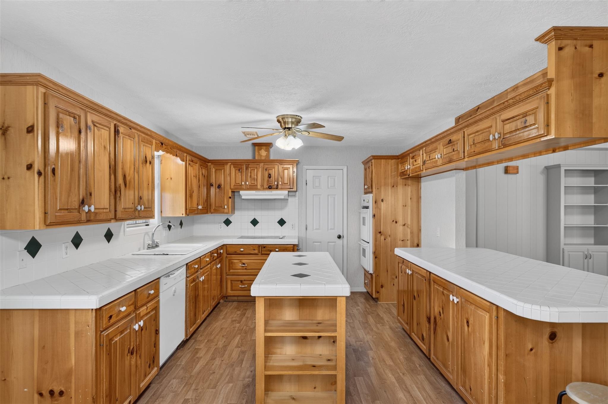 3085 Shupak Road