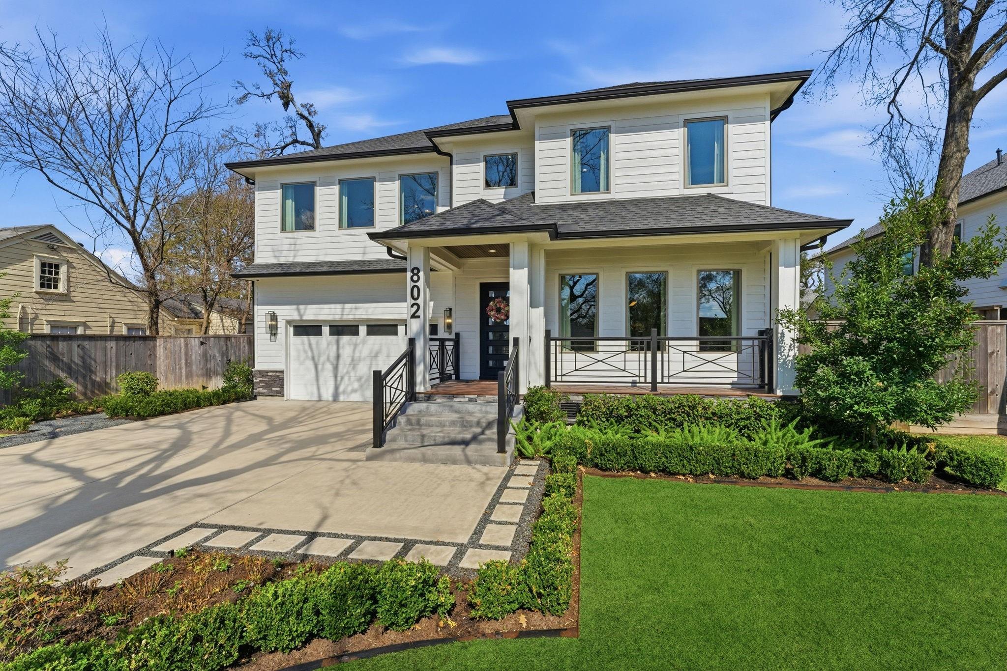 802 W 30th Street