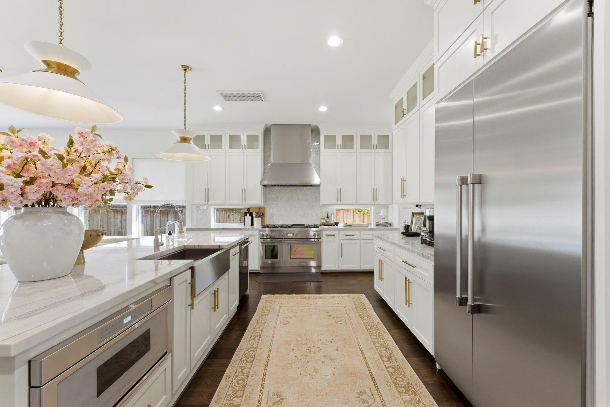802 W 30th Street