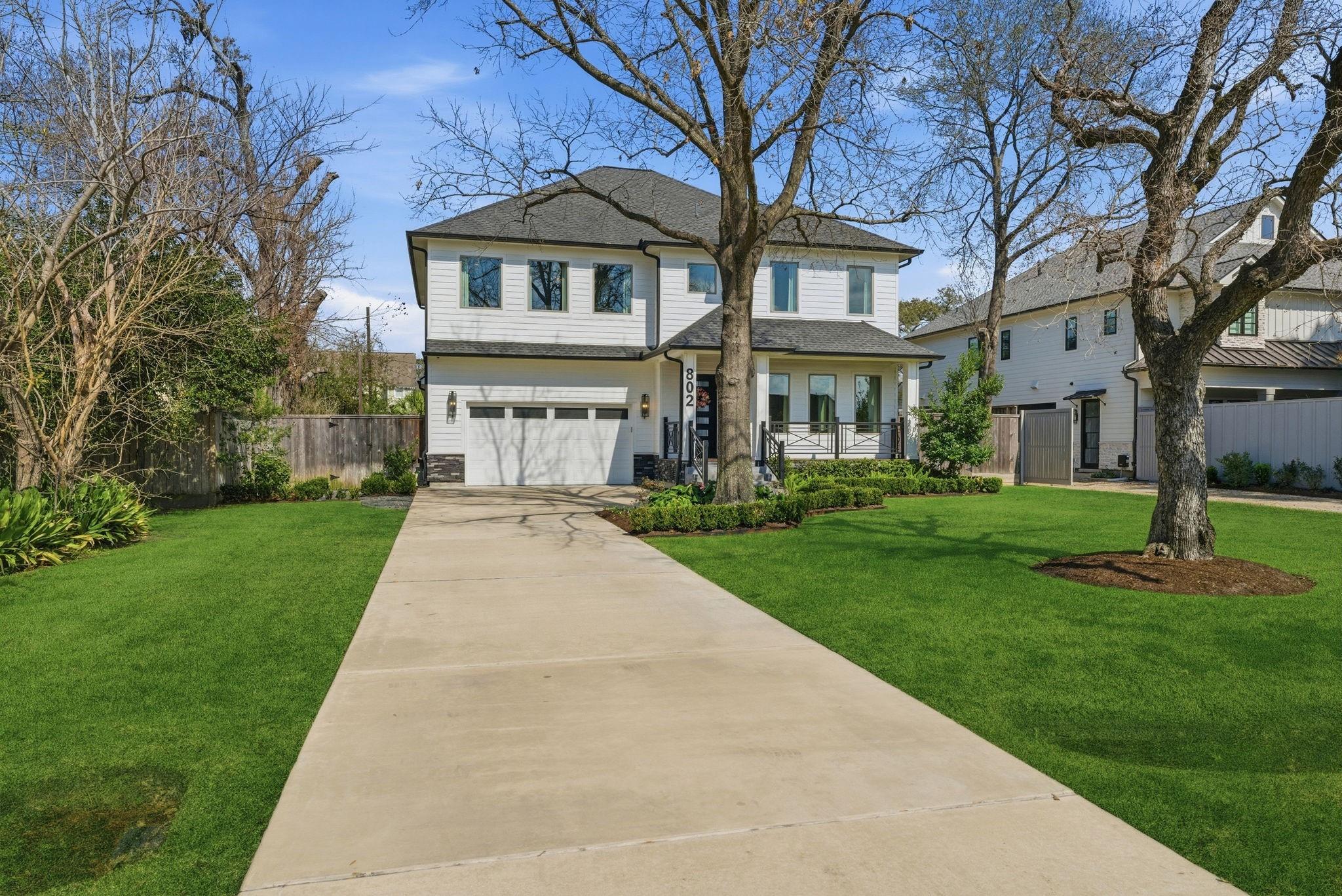 802 W 30th Street