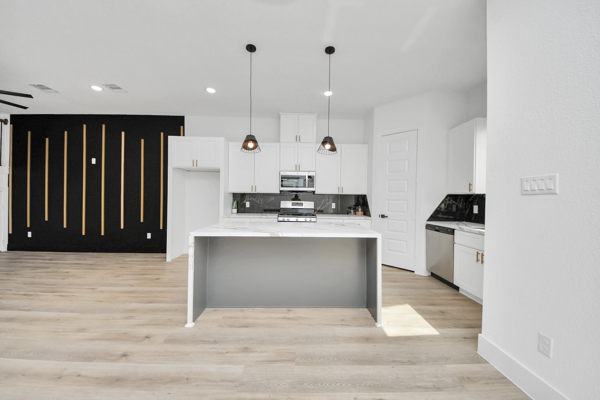 3524 Rebecca Street