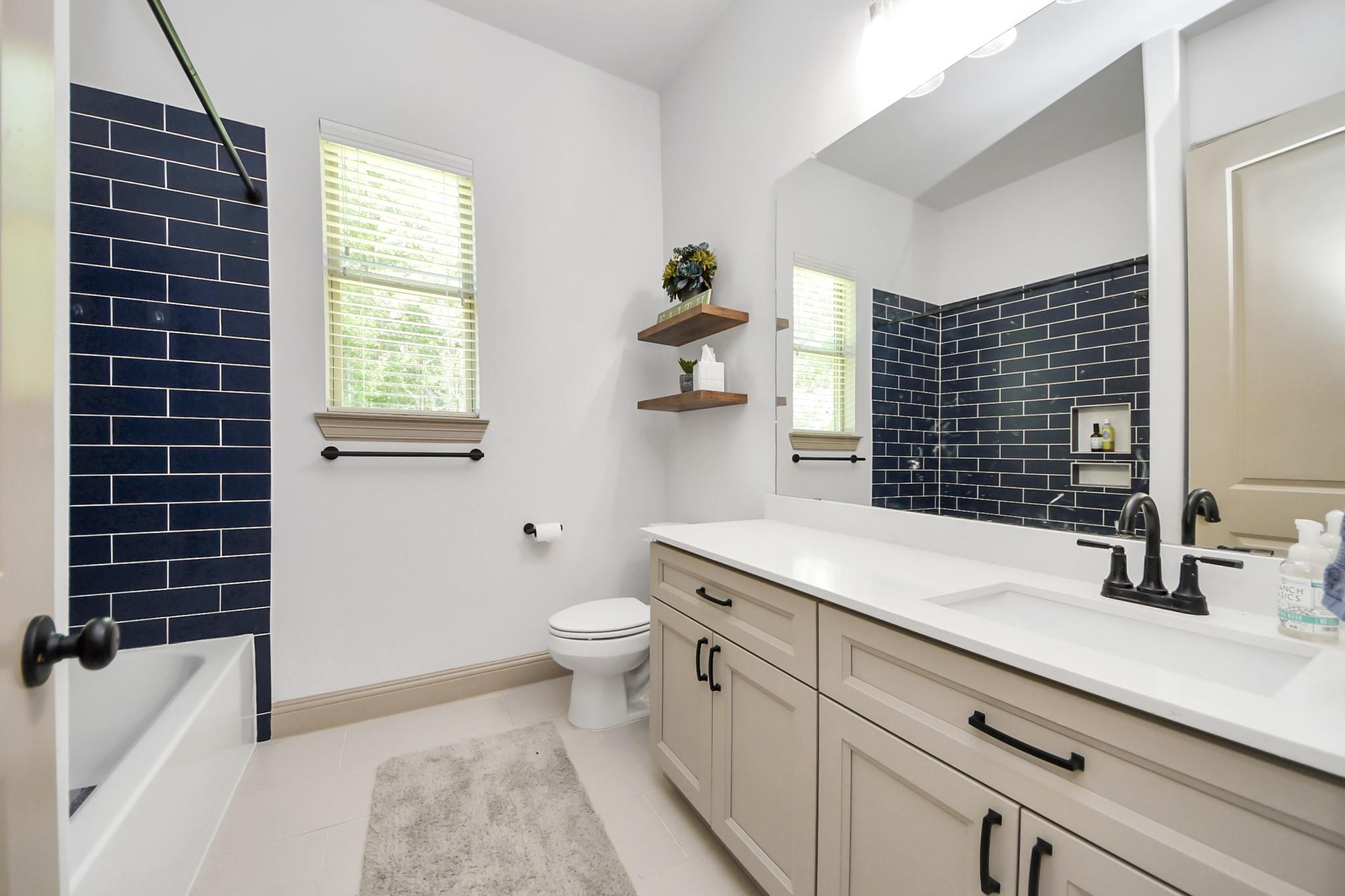 19801 Whispering Creek Trl