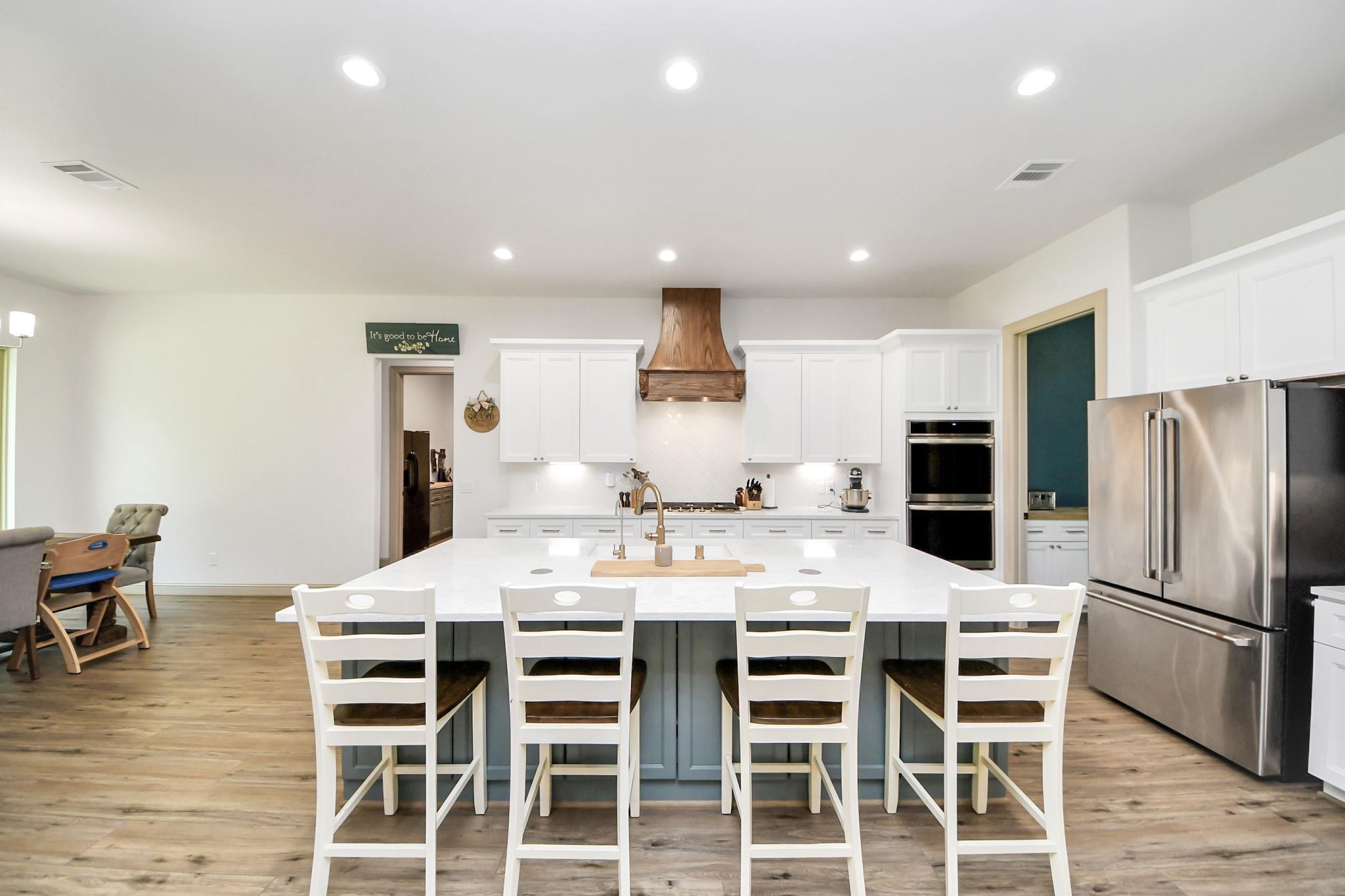 19801 Whispering Creek Trl