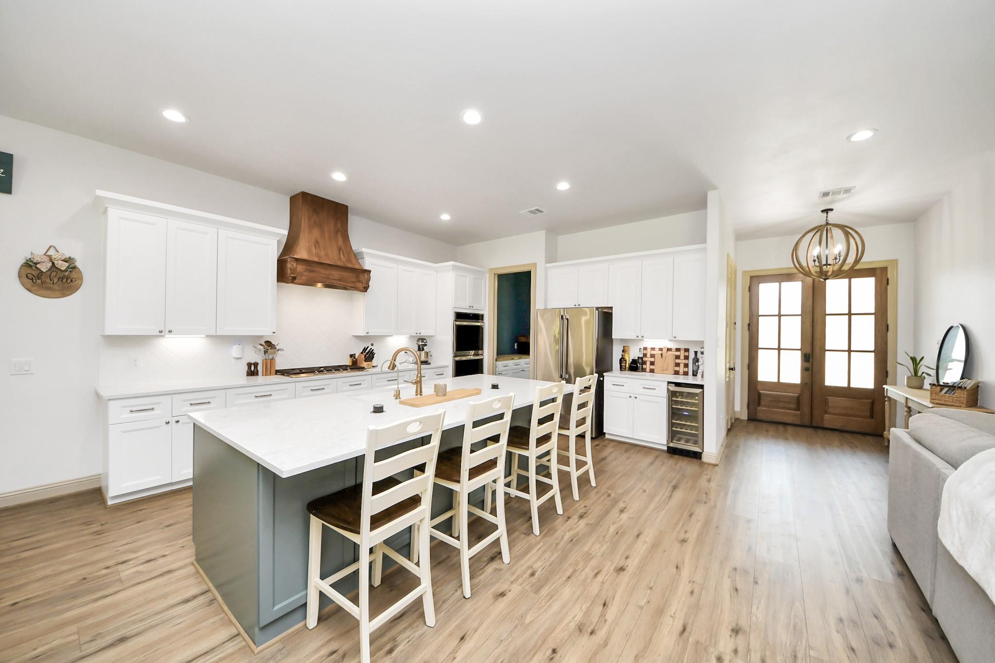 19801 Whispering Creek Trl