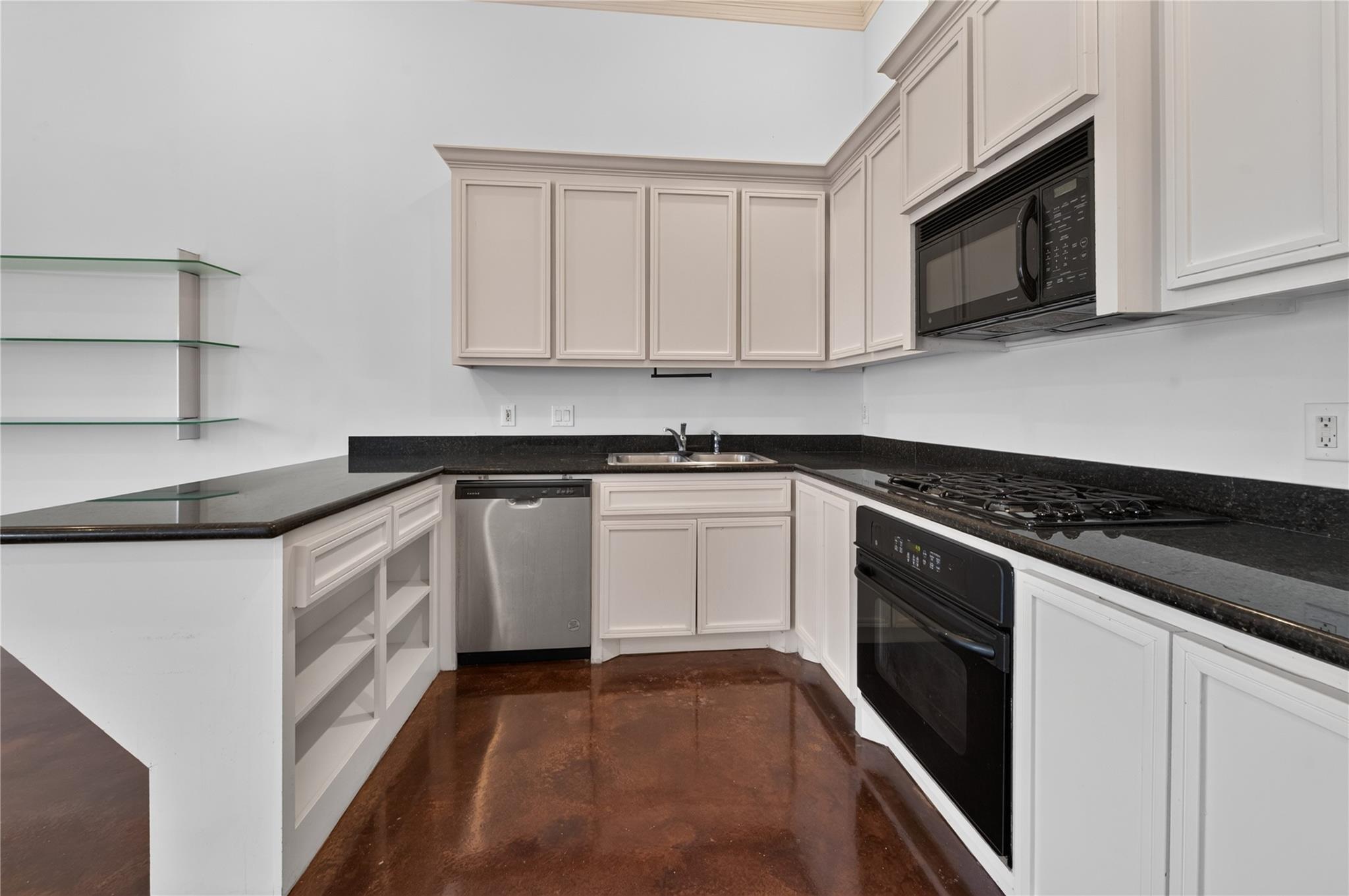 5801 Winsome Lane # 305